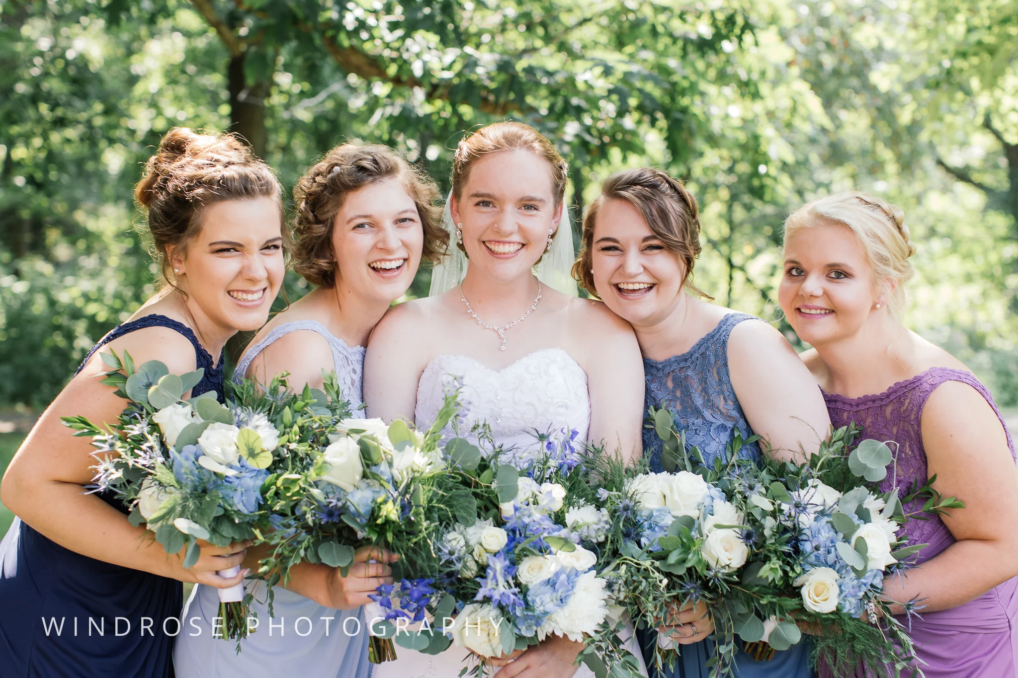 Wedding-Dakota-Lodge-St-Paul-MN-8.jpg