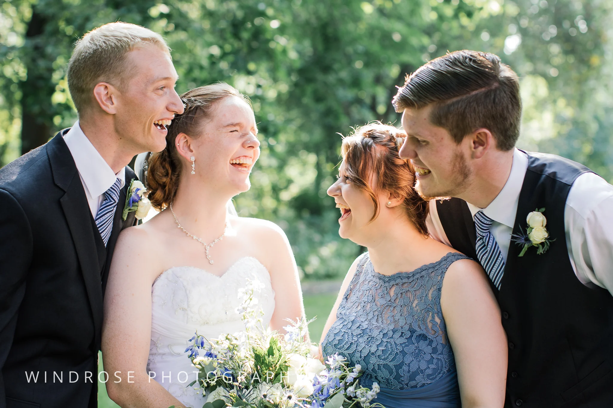 Wedding-Dakota-Lodge-St-Paul-MN-24.jpg