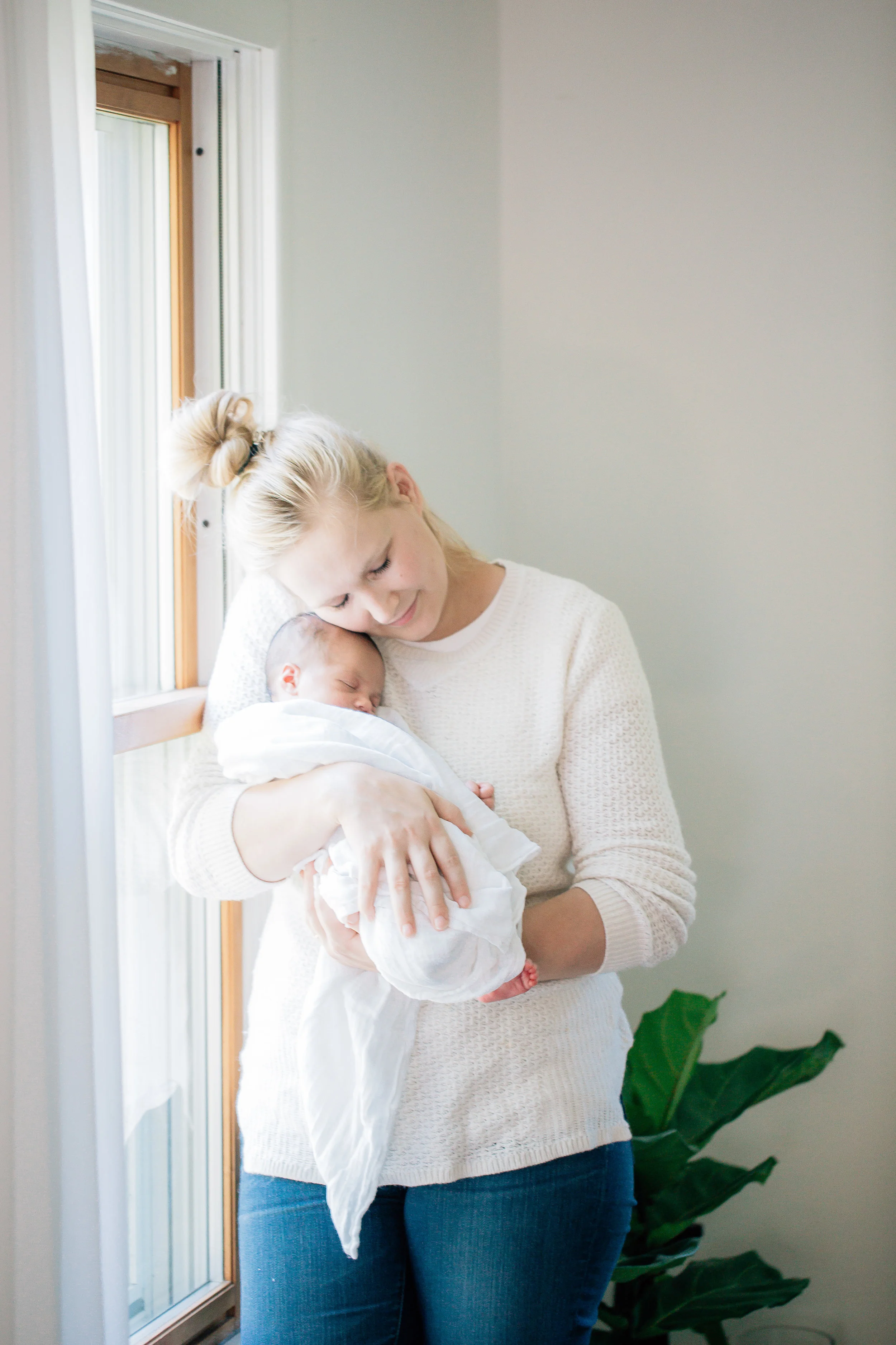 Newborn-St-Paul-MN-074-5DM39812.jpg