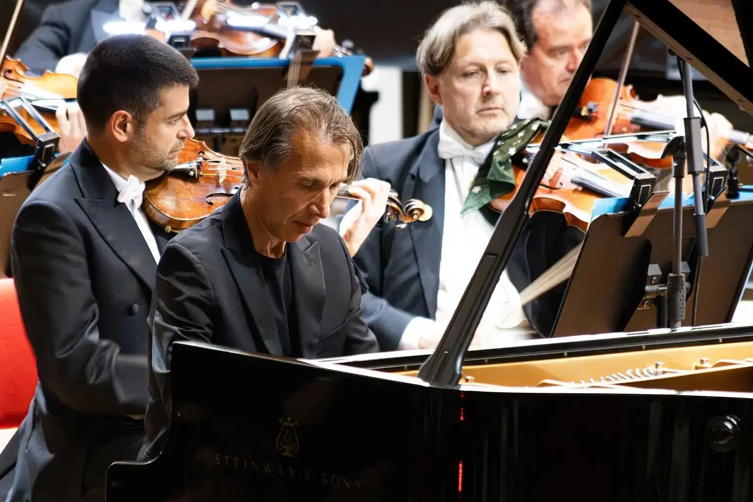REVIEWS | Le Salon Musical