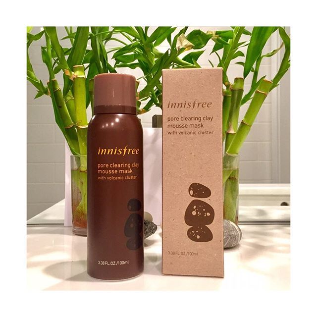 Innisfree Super Volcanic Clay Mousse Mask ($18 from Innisfree)

From my NYC haul - link in Bio for full review!

Product: A mousse mask containing Super Volcanic Clusters that is effective at absorbing excessive sebum and fine dust. The mask takes on