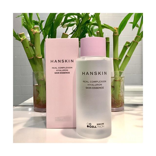 Hanskin Hyaluron Skin Essence: ($46 on SokoGlam) ***Part of my Winter Hydration Haul coming tomorrow!***
&ldquo;This skin essence contains a higher percentage of sodium hyaluronate that holds 1000 times more moisture than water. The specific version 