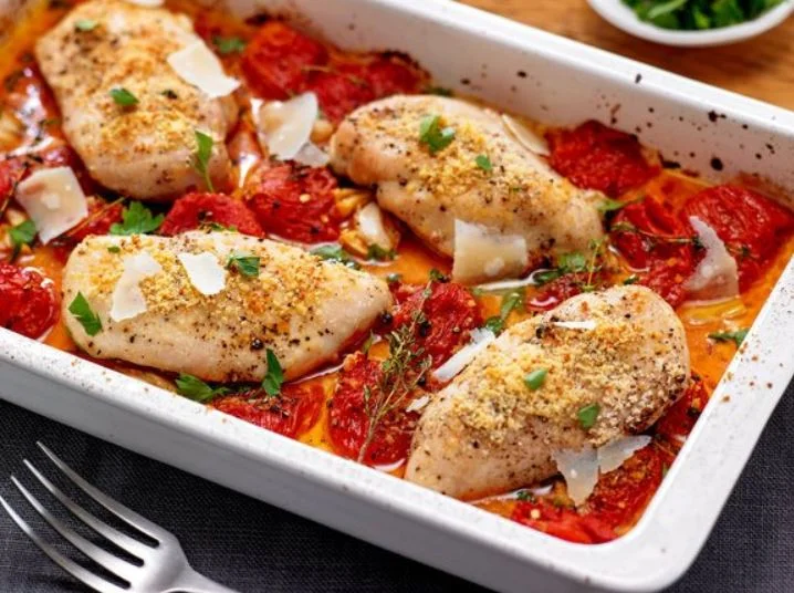 Baked Chicken With Parmesan and Tomatoes
