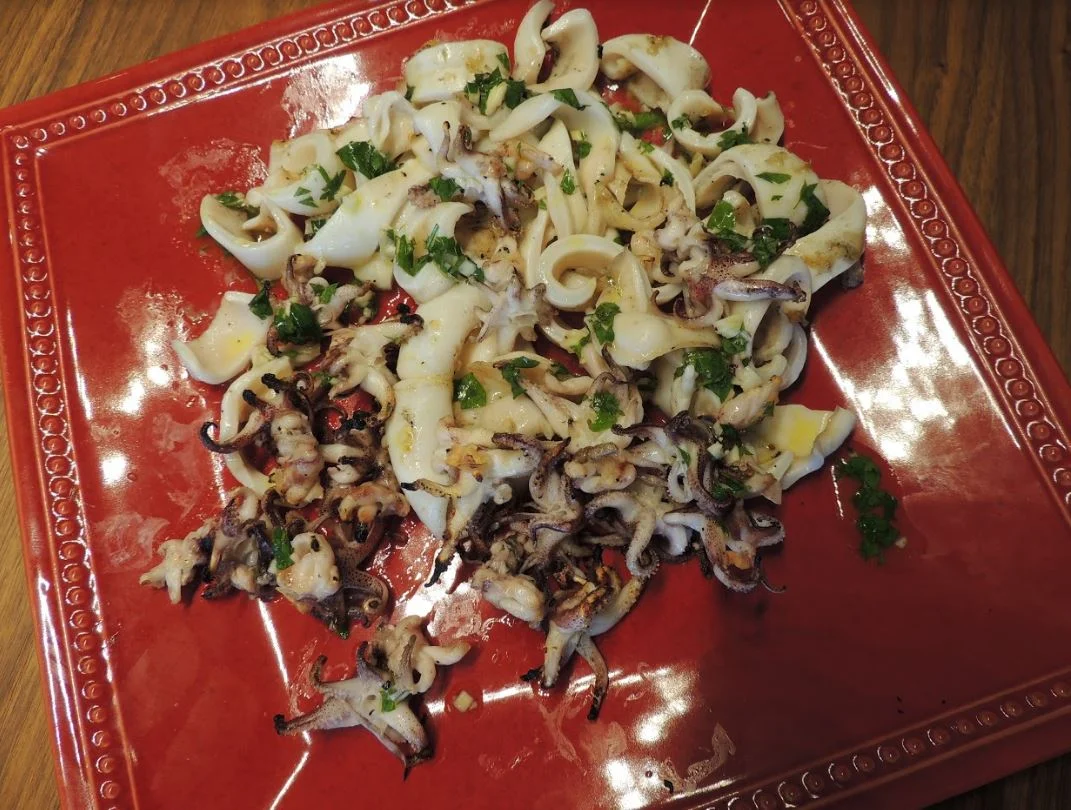 Grilled Squid with Lemon and Garlic