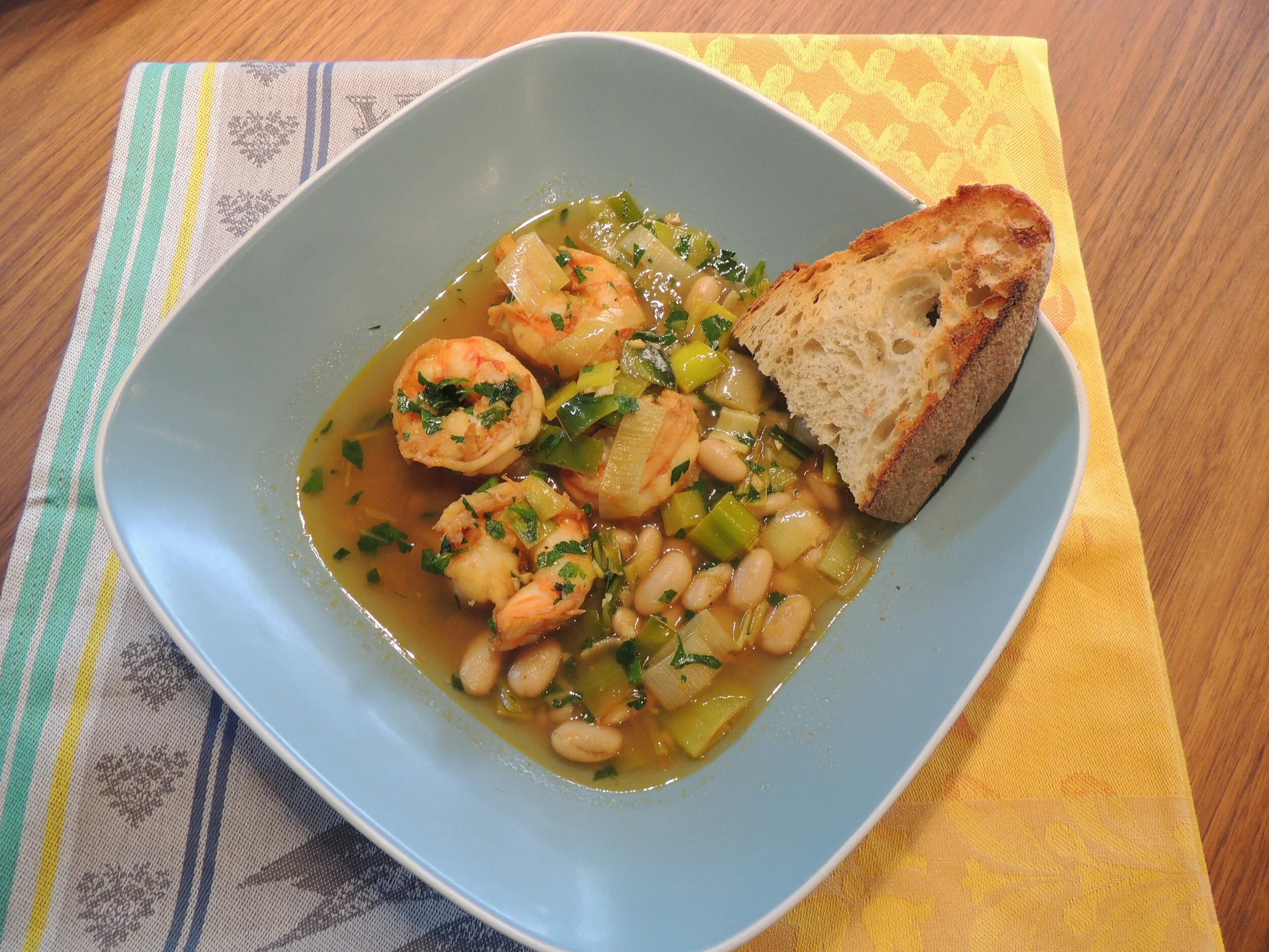 Lemony Shrimp and Bean Stew
