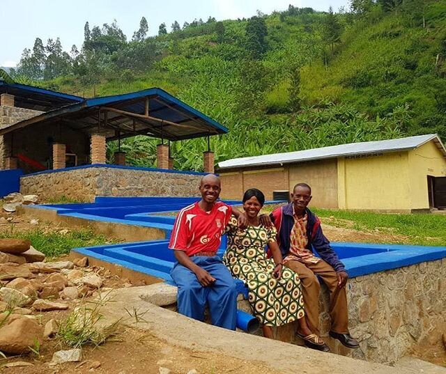 Pictured in the middle is Daphrose Uwimana, president of Vunga cooperative, who has been leading all the workers and farmers associated with Vunga to get through the hardships caused by the recent floods. 
Despite everything, Vunga is still producing