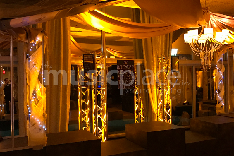 CORPORATE HOLIDAY PARTY AT ELCONA COUNTRY CLUB