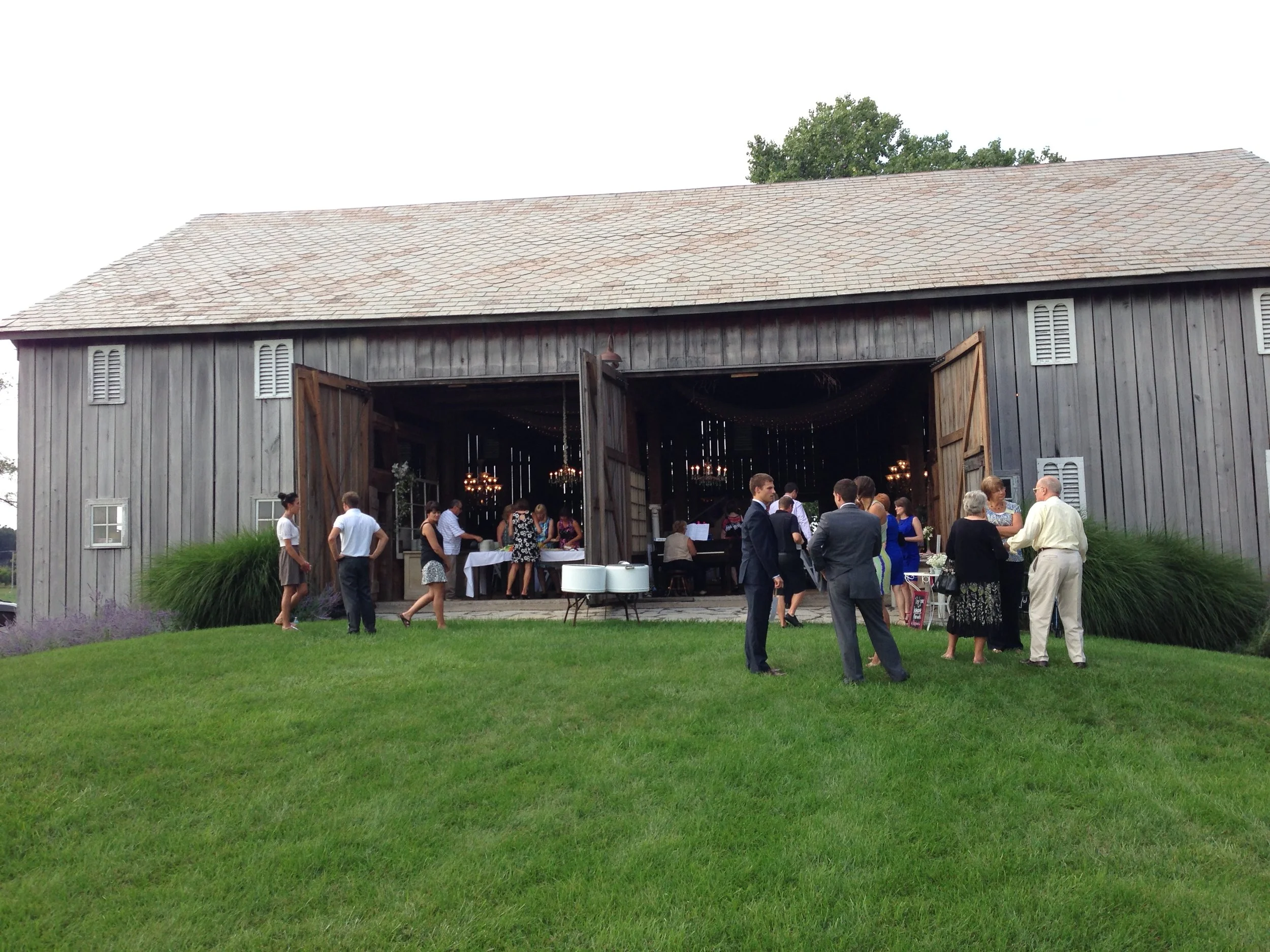 Nappanee Farmhouse Wedding Venue