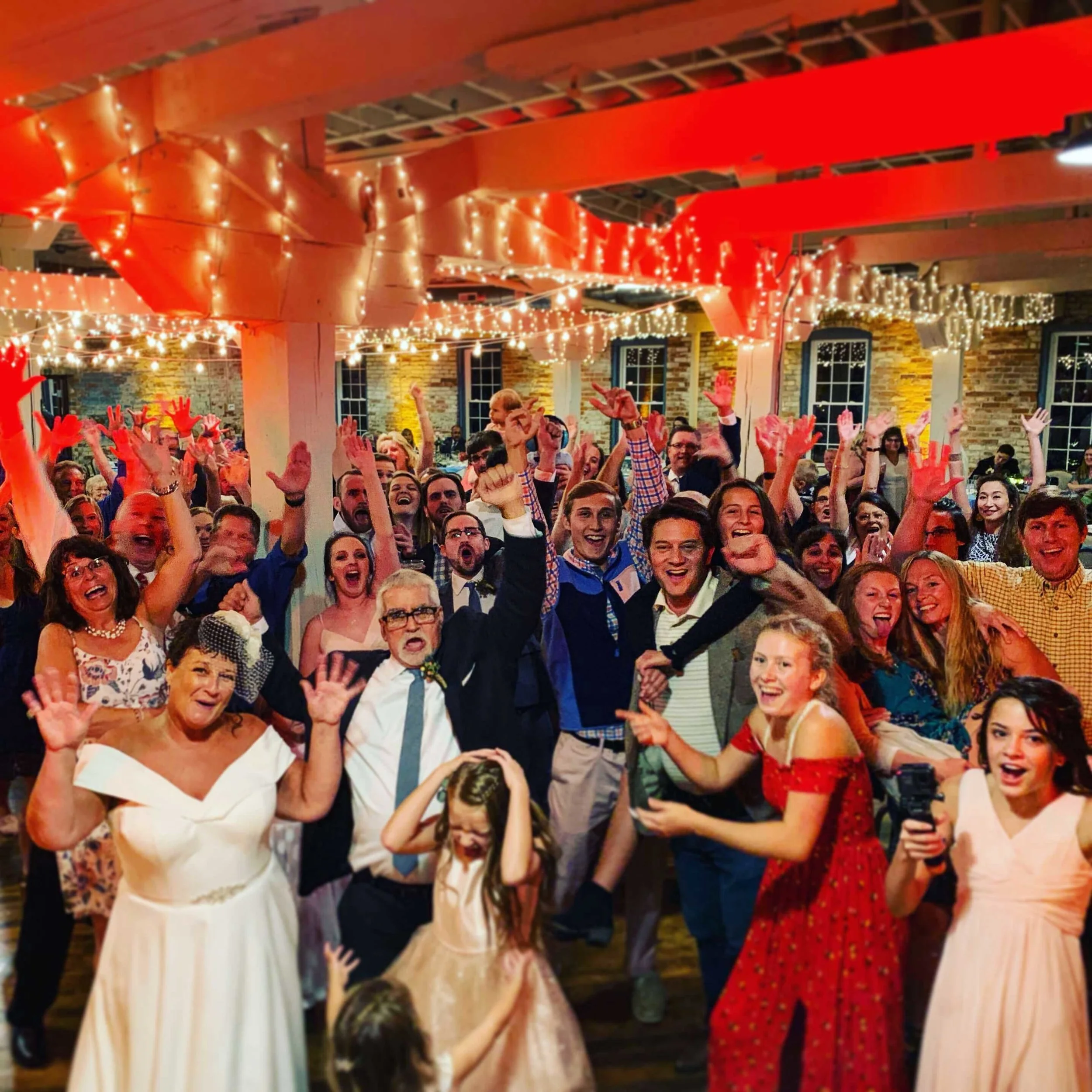LYNN & TIM'S PINTREST-WORTHY RECEPTION AT BREAD & CHOCOLATE | DJ, UPLIGHTING
