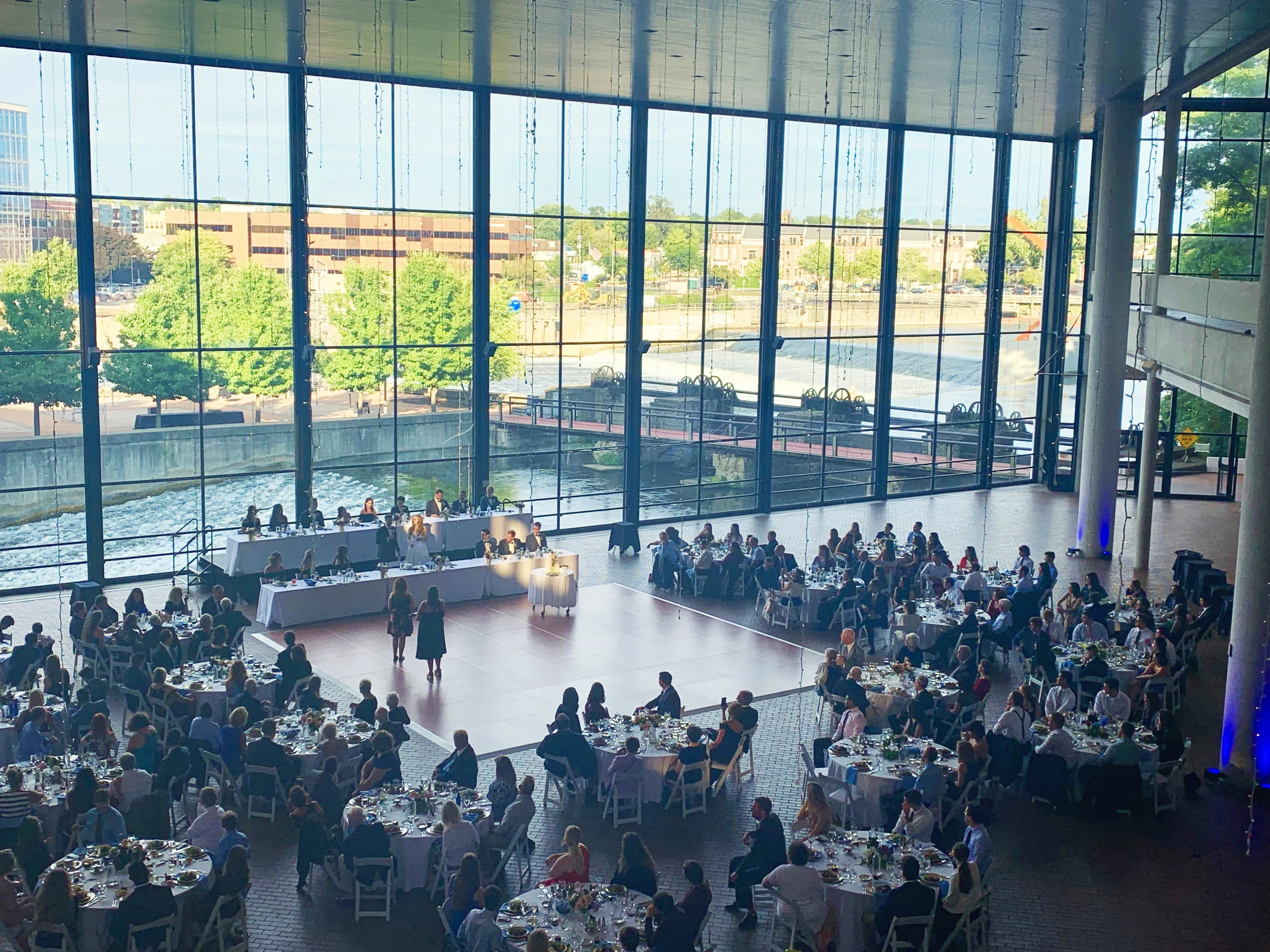 ALICIA & PATRICK'S FAIRYTALE SOUTH BEND WEDDING | DJ, UPLIGHTING