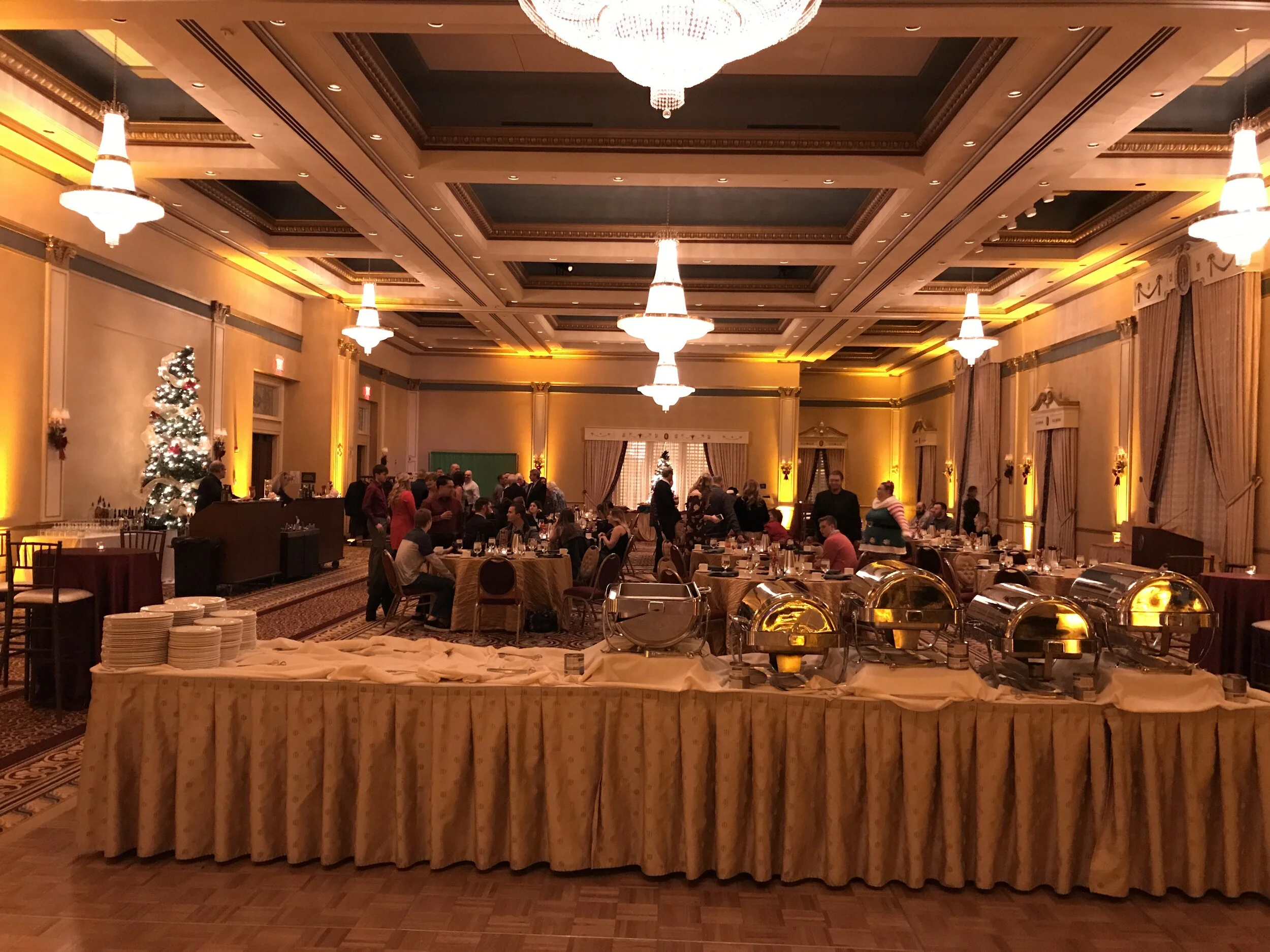 CORPORATE CHRISTMAS PARTY | ELKHART, IN | DJ, UPLIGHTING