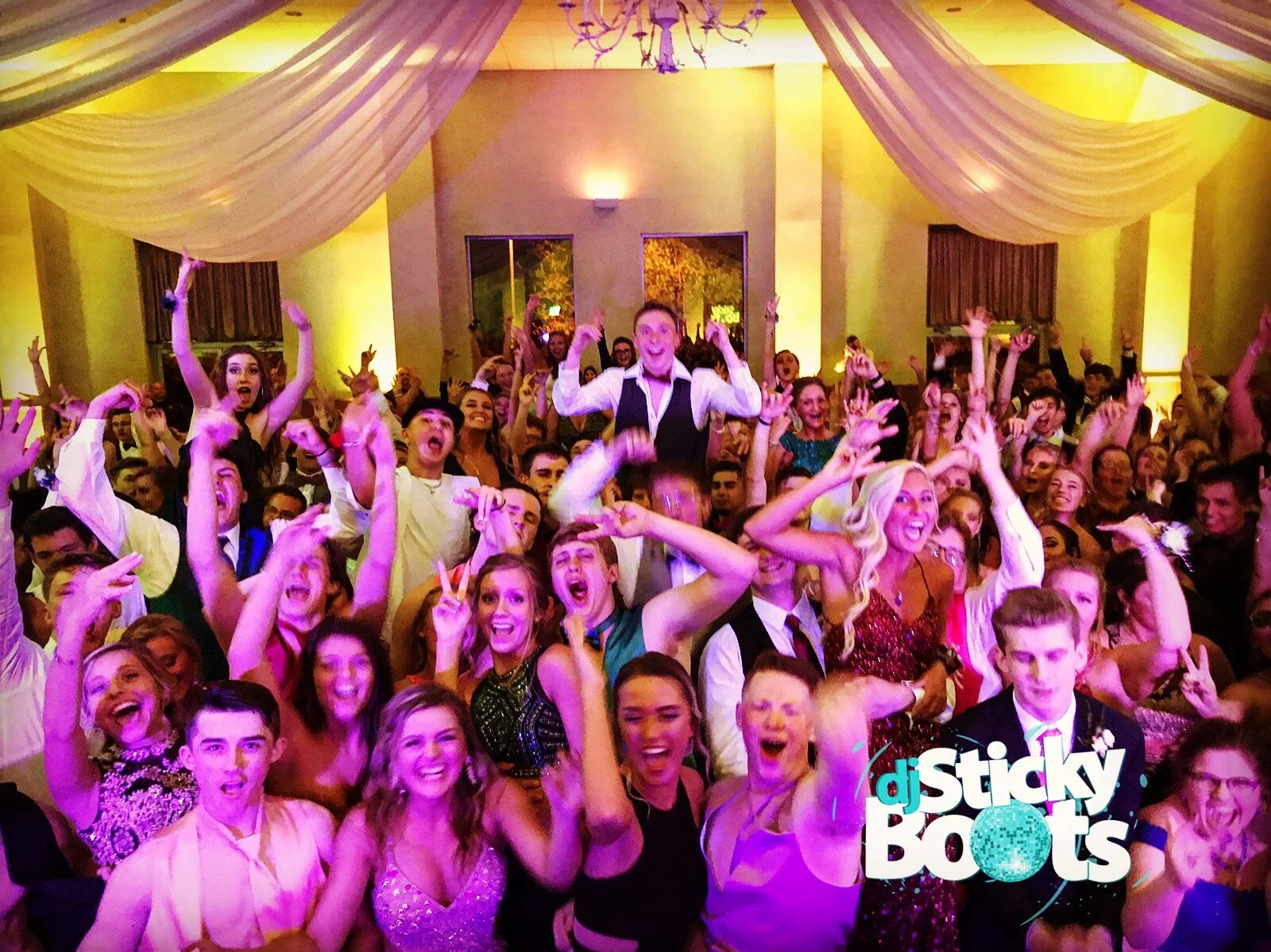 Northwest Indiana Prom music