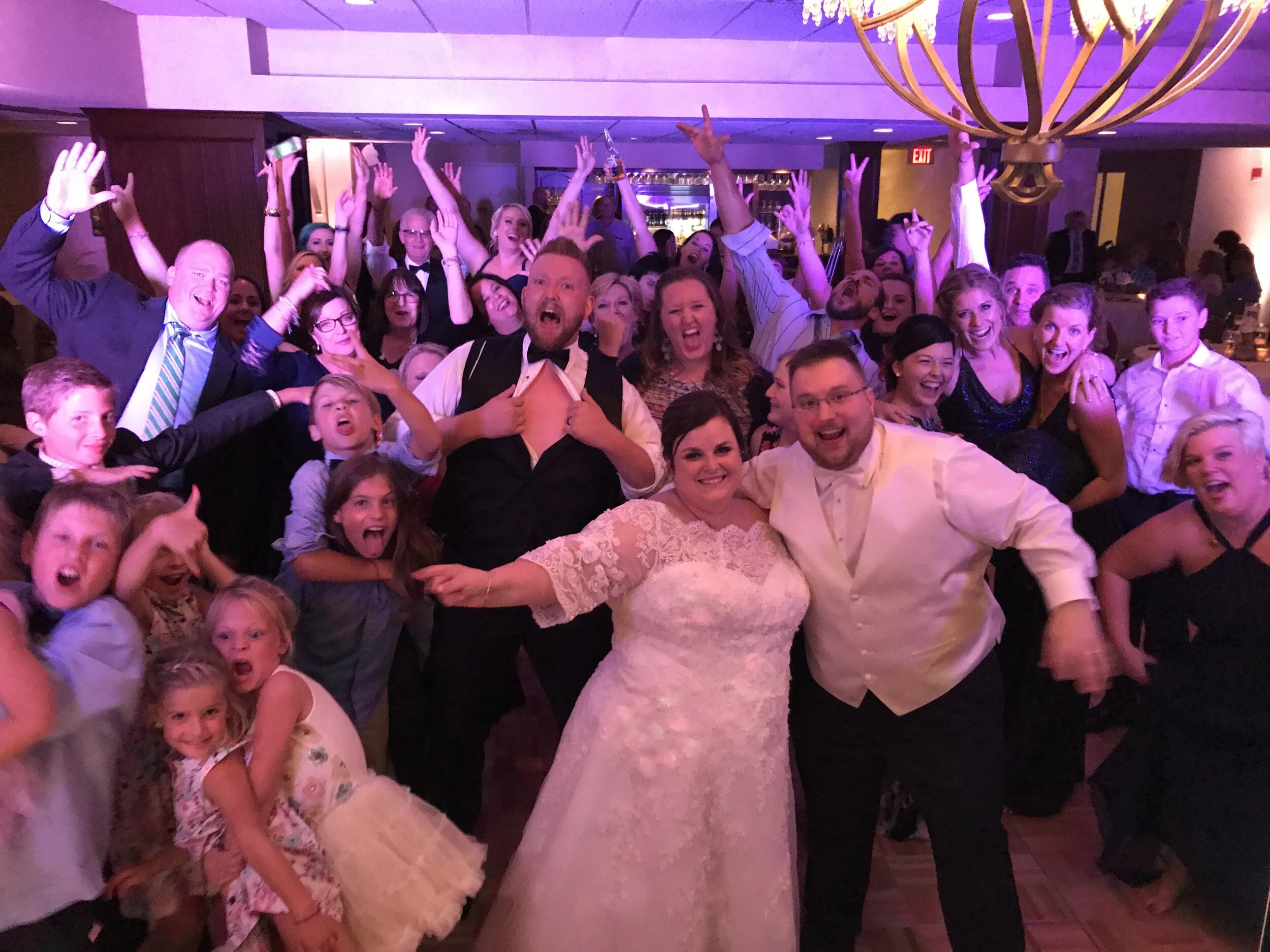 SUMMER WEDDING AT ELCONA COUNTRY CLUB FOR MEGHAN &amp; BRIAN | DJ | UPLIGHTS | CEREMONY