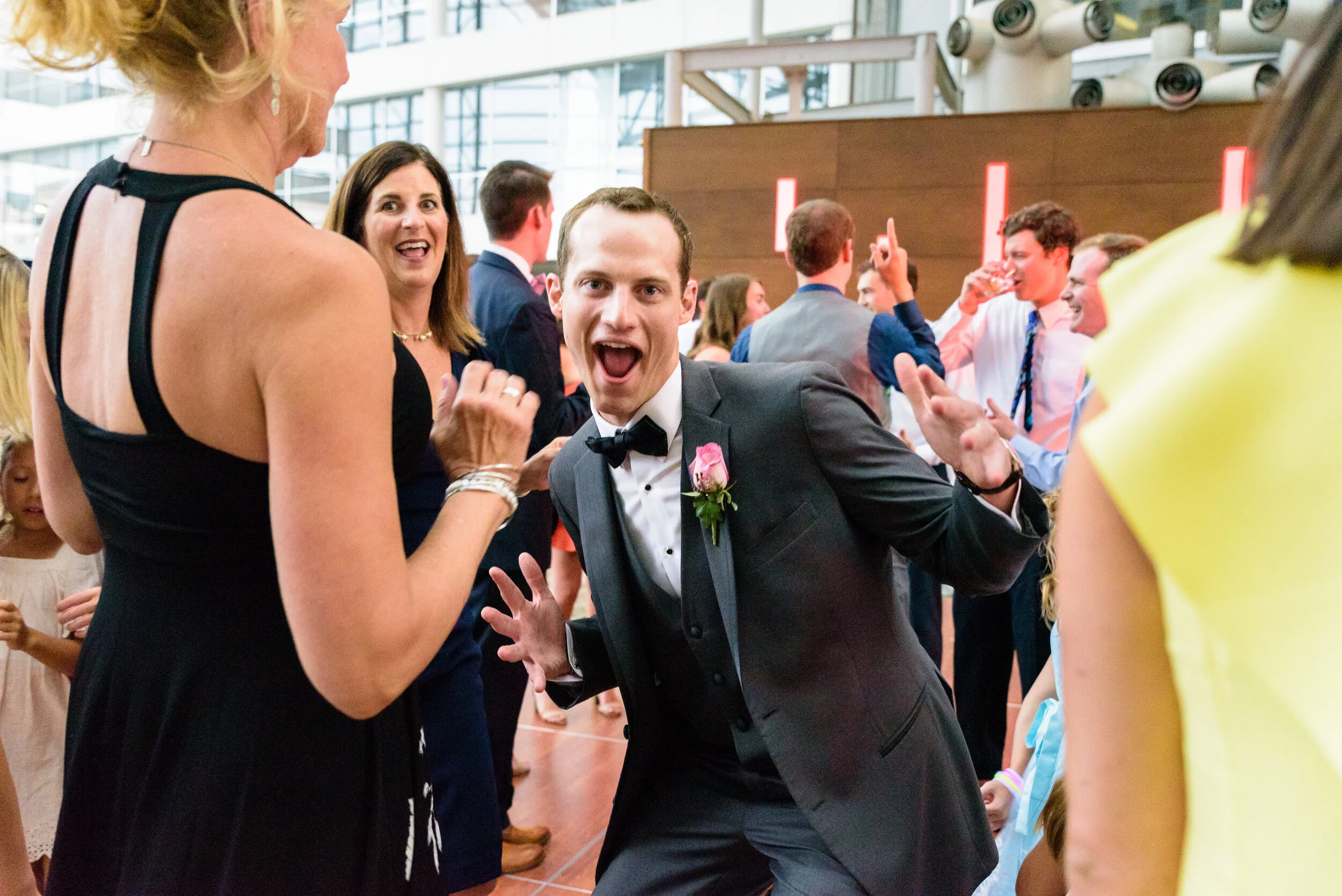NOTRE DAME WEDDING IN DOWNTOWN SOUTH BEND FOR CATHRYN &amp; CHRIS | DJ