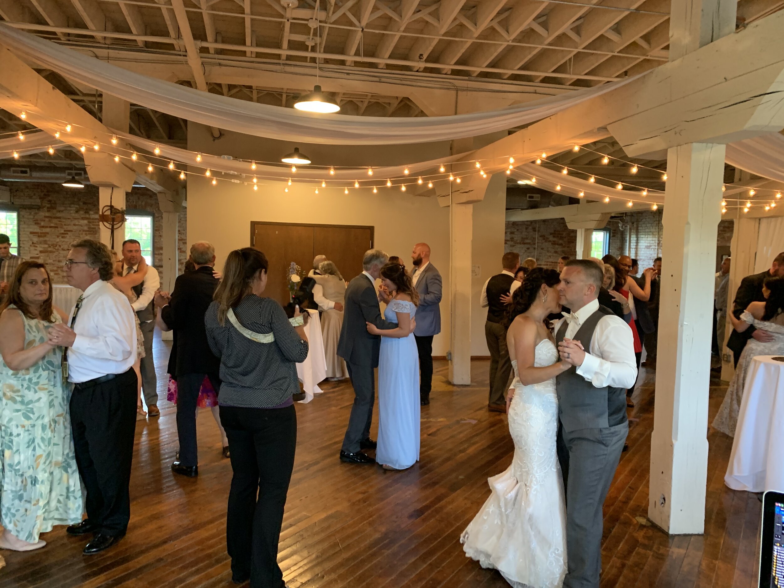 SARA &amp; JARED’S PANDEMIC WEDDING RECEPTION IN GOSHEN IN | DJ, REMOTE SPEAKER
