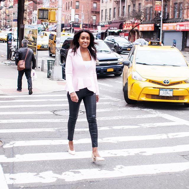 Haven&rsquo;t done a #fridaynightdatenight look in a while! What&rsquo;s your go-to date outfit? &hearts;️&hearts;️#stylingbykrys #yourfriendlyneighborhoodstylist #datenightlook #nycstreetstyle #lookbook