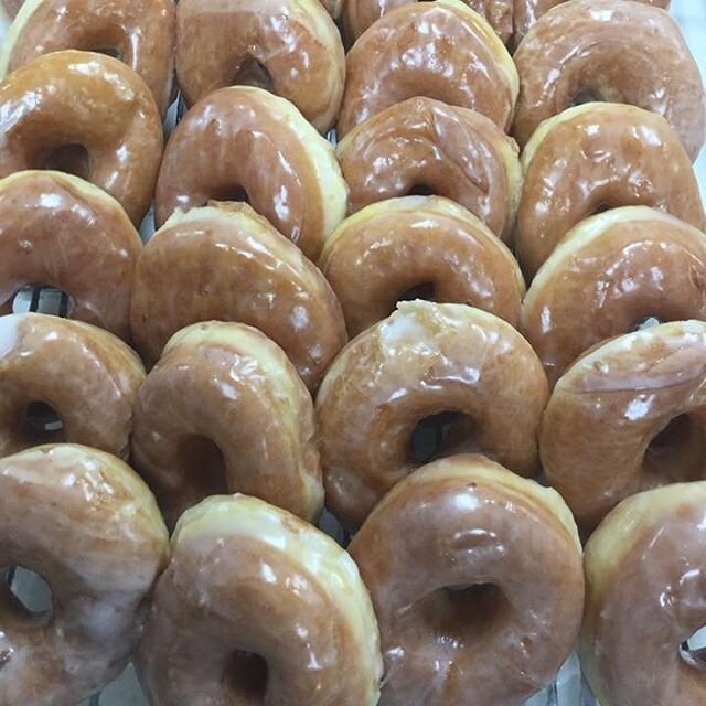 You are not dreaming! Take a look at our made from scratch glazed donuts...Come and get some! 🍩😋❤️