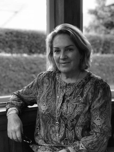 lynn portriat BW.jpg