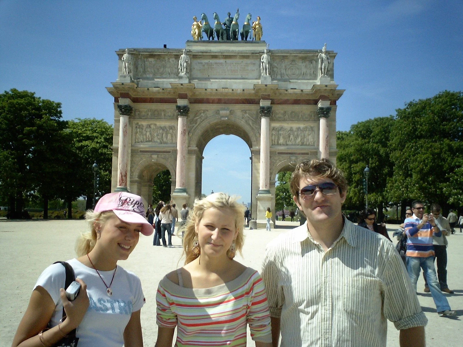 21 Paris Exploring IMGA0075.JPG