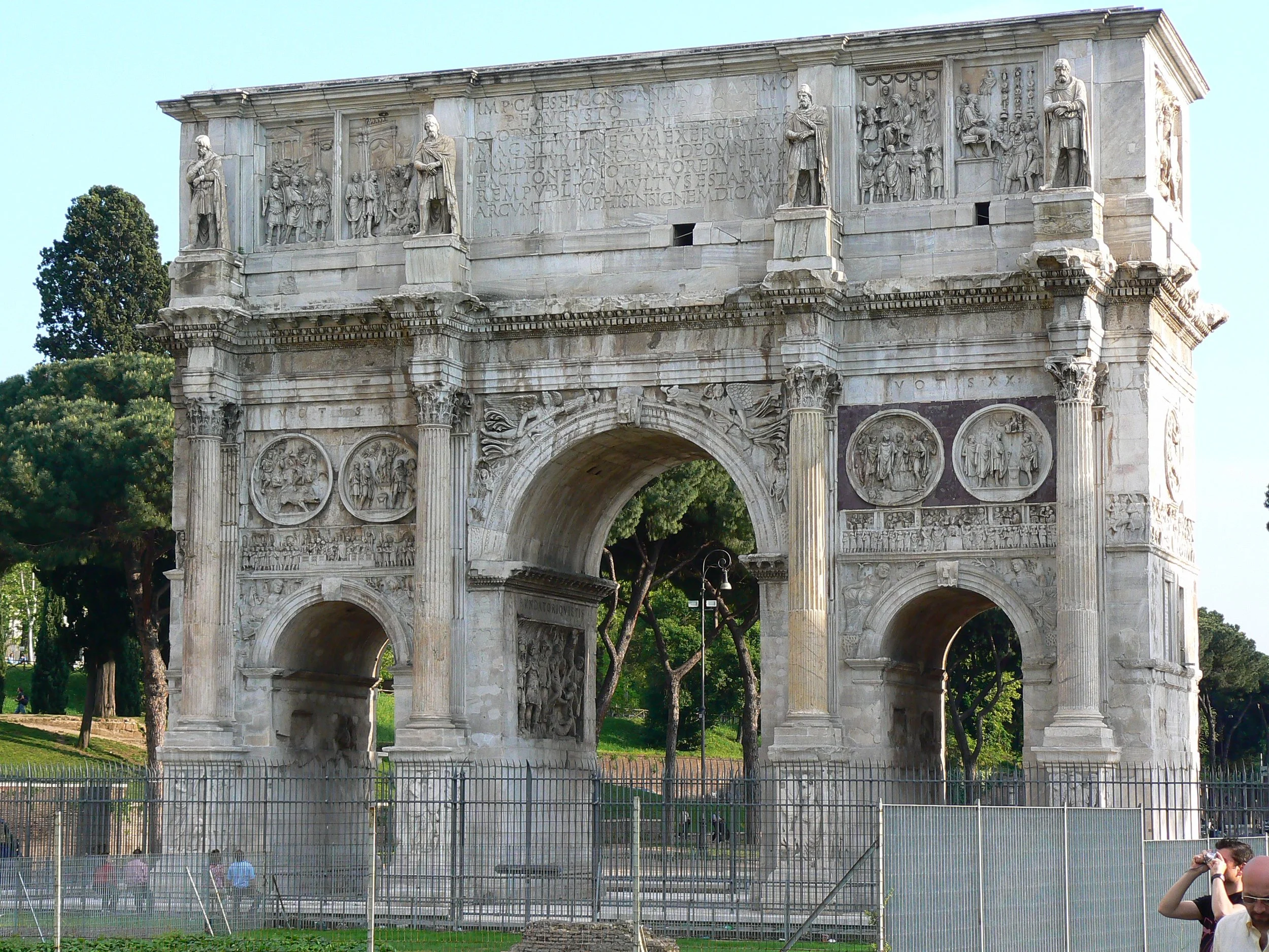 26 Coleseum P1000036.JPG