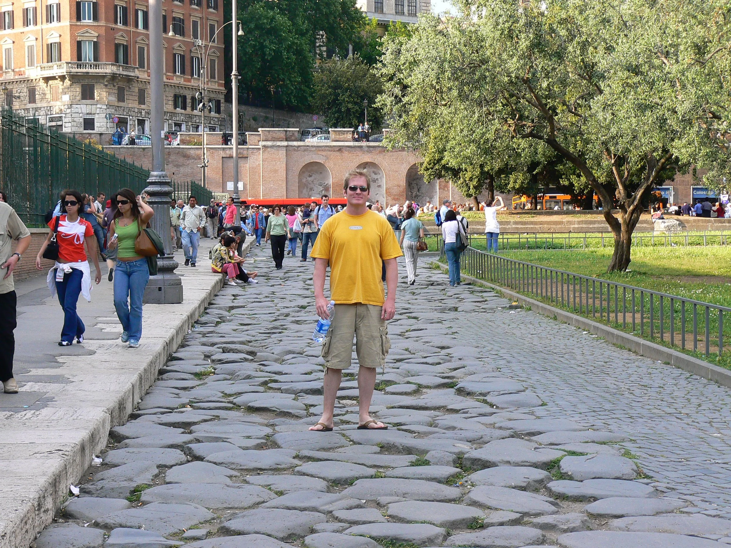 26 Coleseum P1000037.JPG