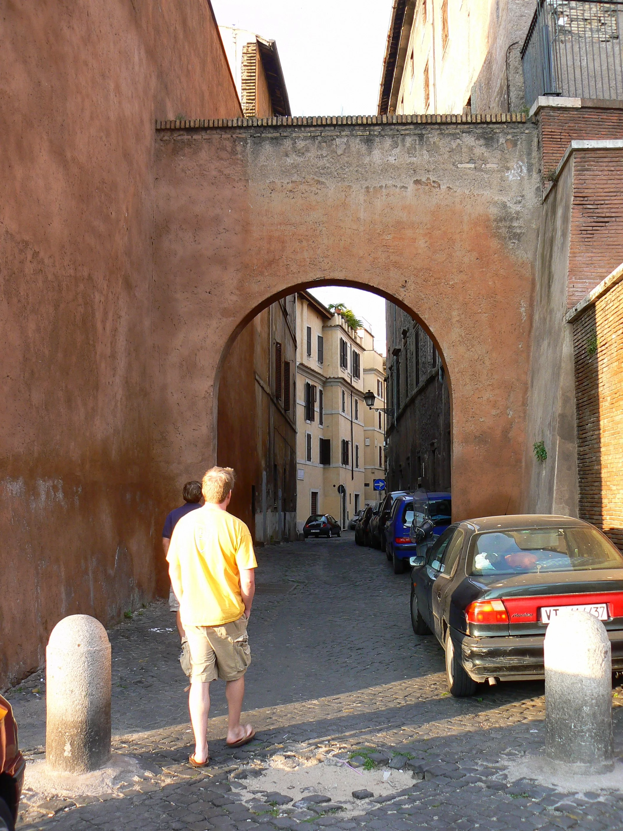 26 Coleseum P1000075.JPG