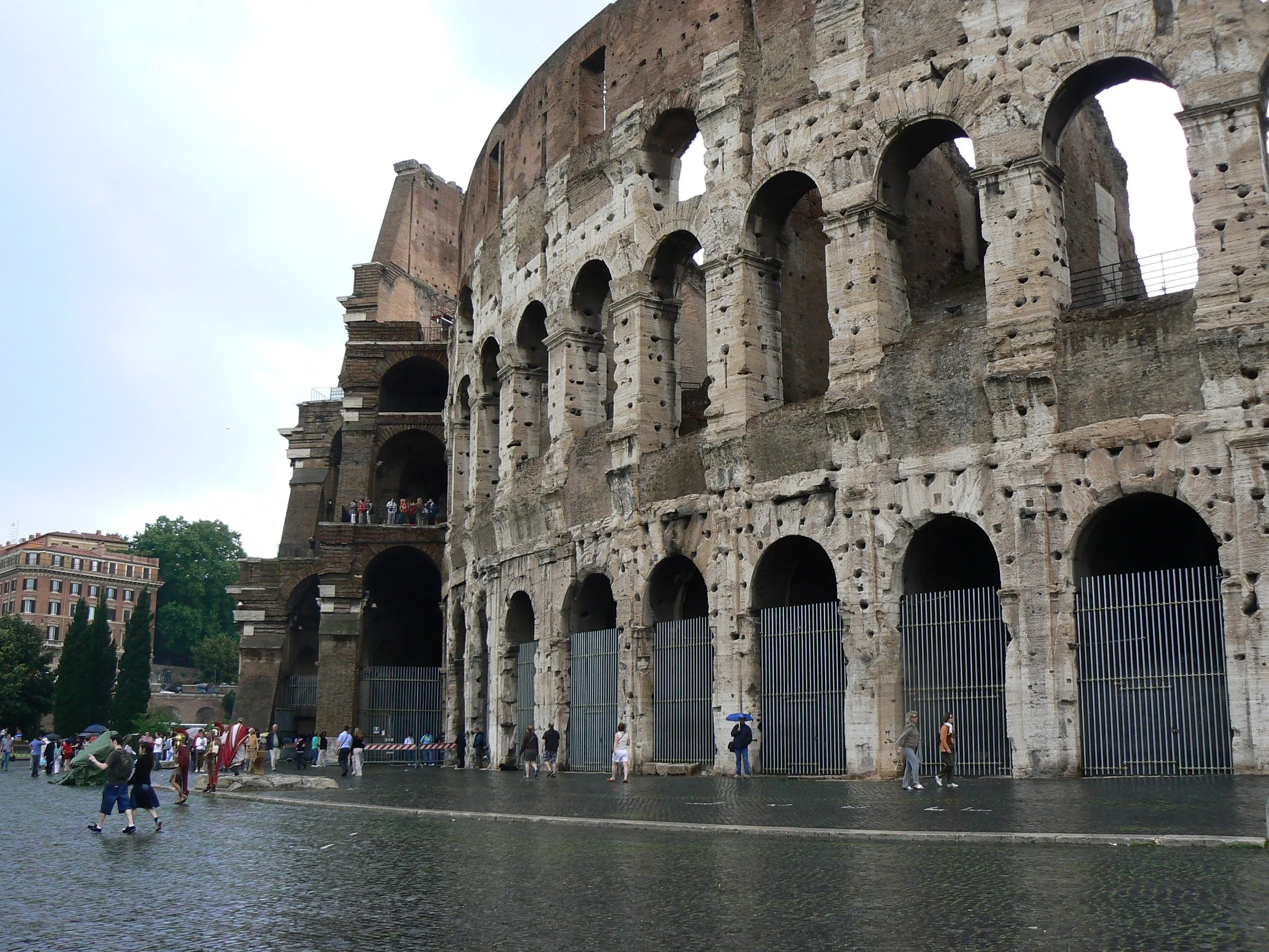 26 Coleseum P1000137.JPG