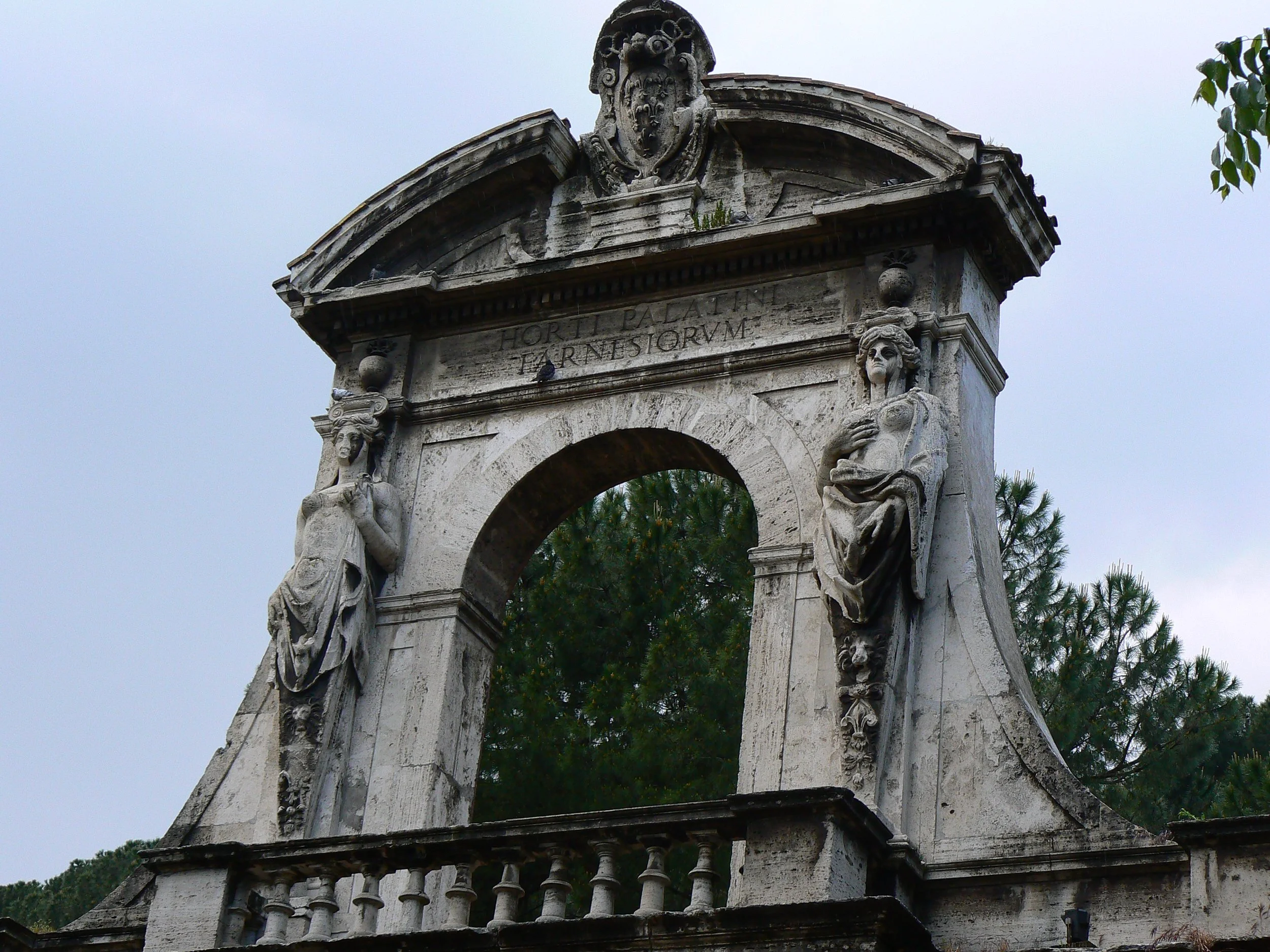 26 Coleseum P1000149.JPG