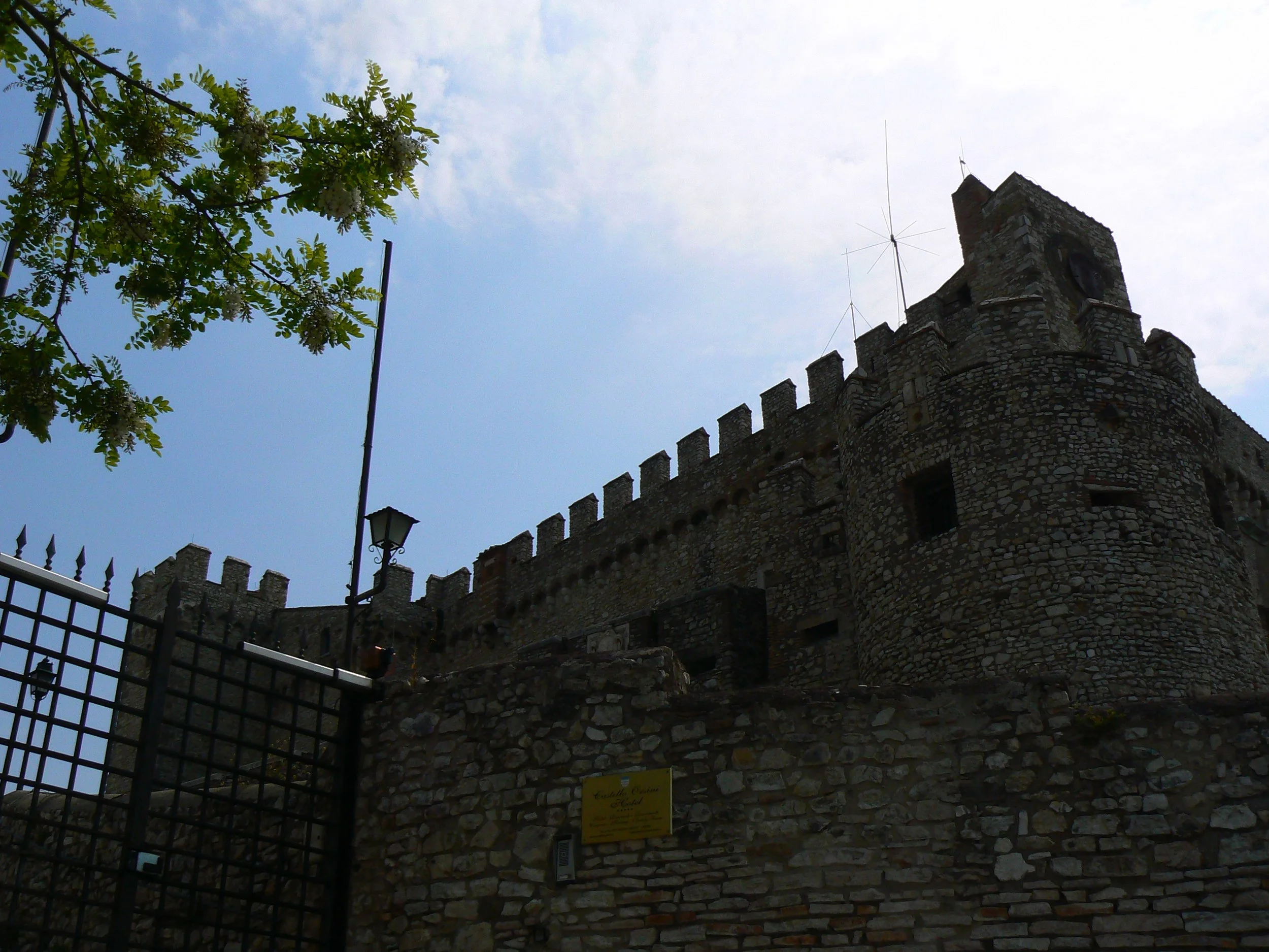 42 Orsini QP1000590.JPG