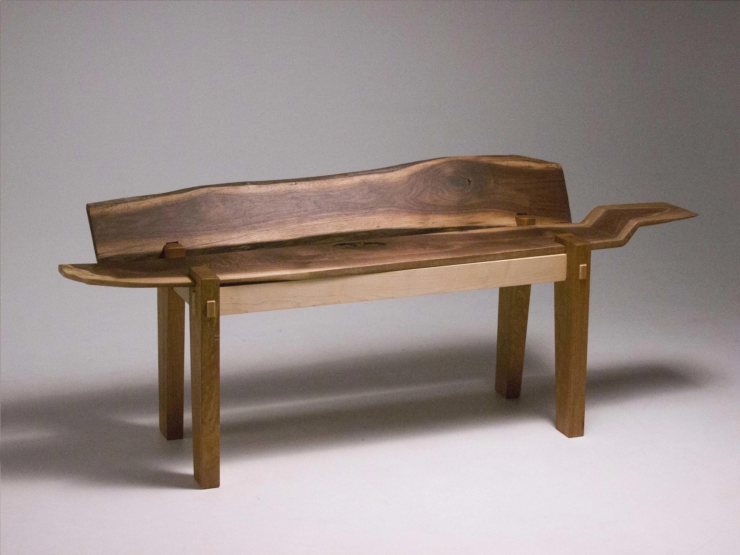 bench1.jpg