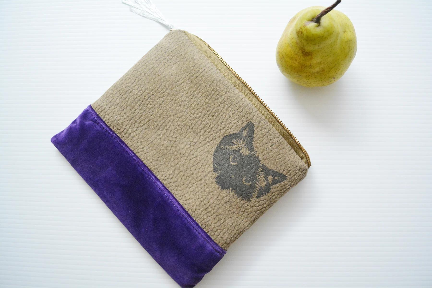 Pickled Pockets Vegan Faux Leather Zipper Pouch Deep Purple (3).jpg