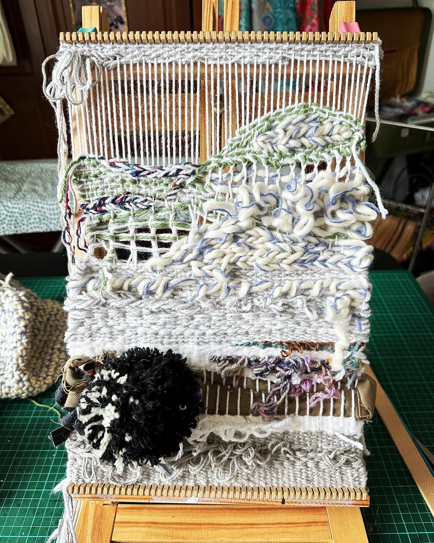 Some progress on this weaving.