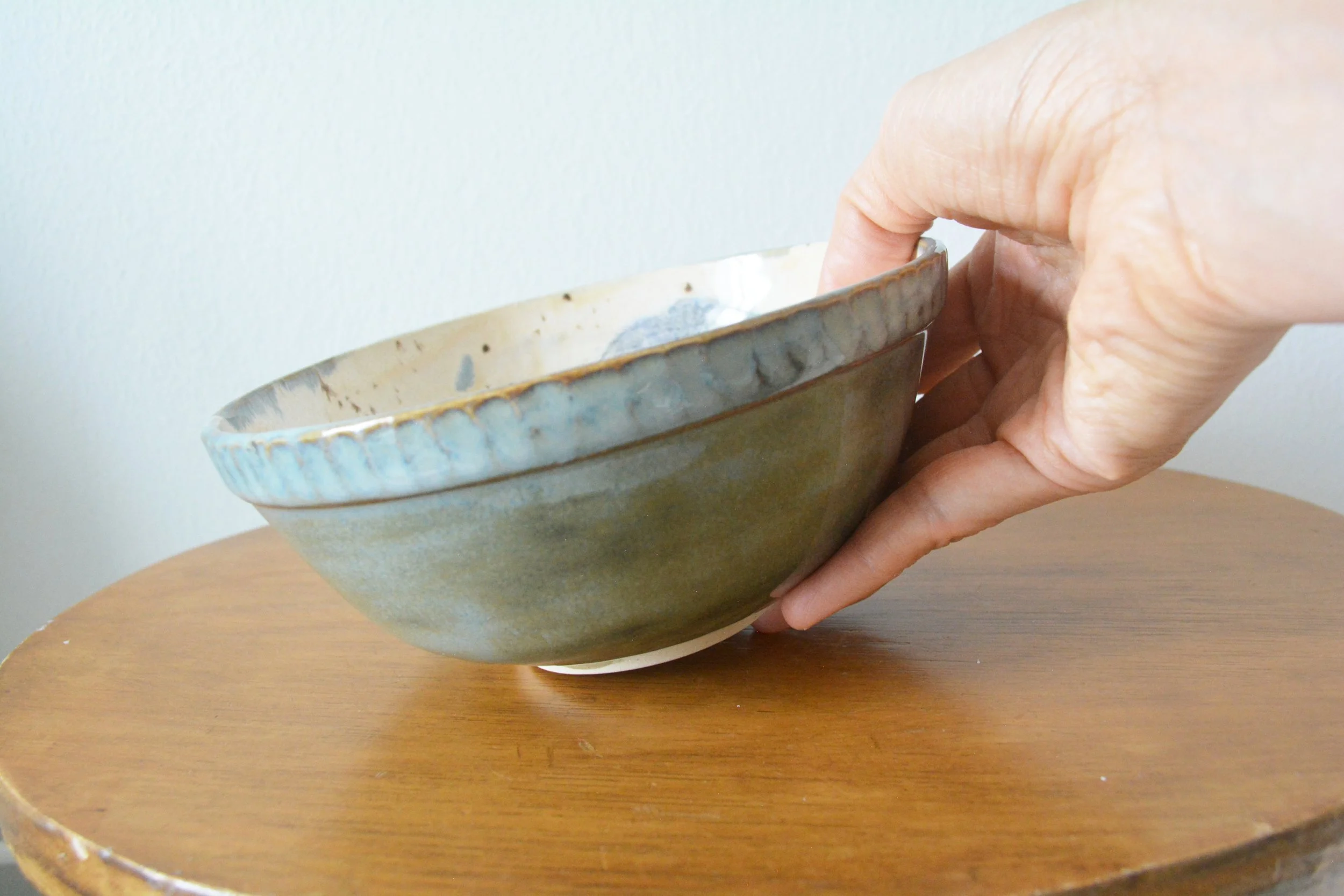 Bowl Otter's Mischief (6).JPG