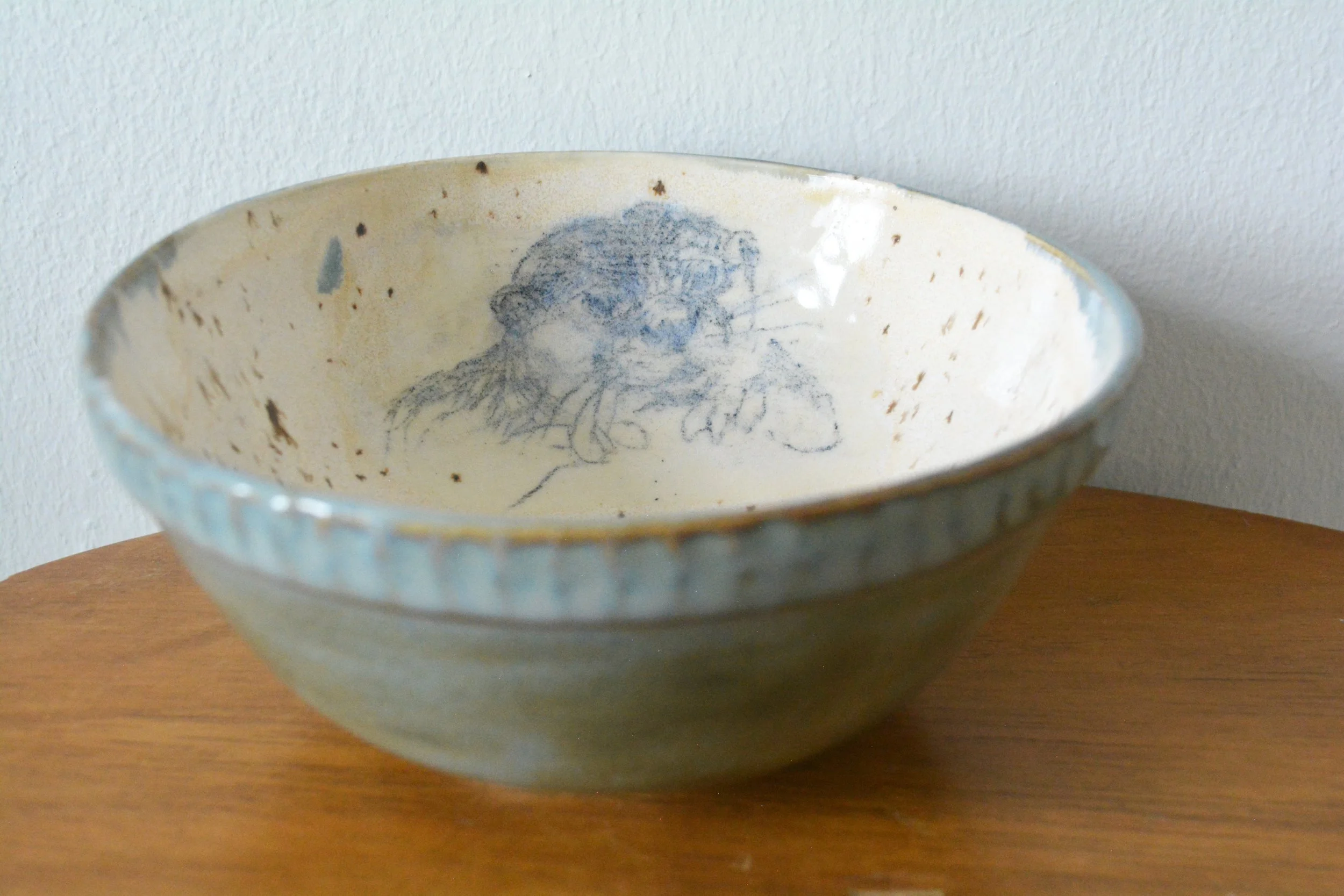 Bowl Otter's Mischief (1).JPG