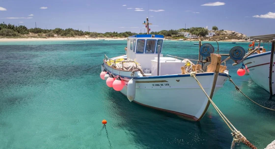 How To Clean Boat Fenders (Easy Guide)