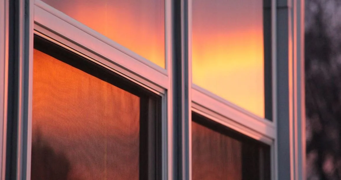 Ammonia For Cleaning Glass (Quick Guide)