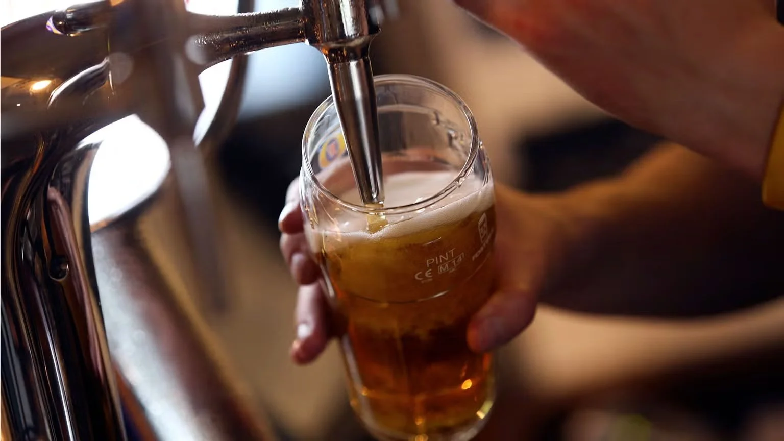 I’m a Beer Expert. Here Are the 5 Hidden Reasons Your Draft Beer Tastes Off
