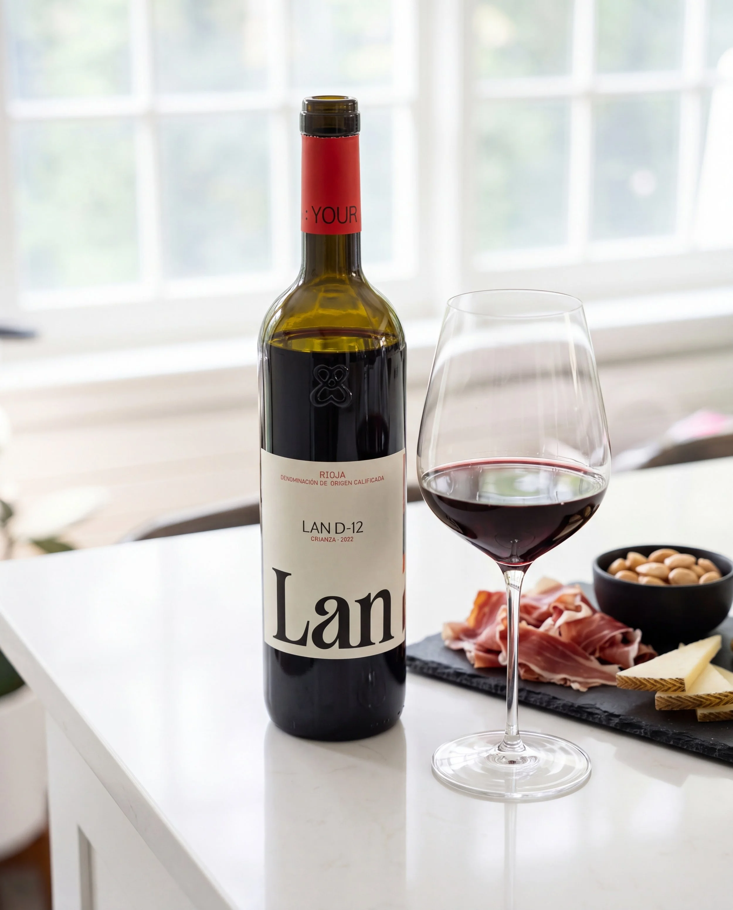 Consumers love to chase expensive Rioja Gran Reservas. But Spanish winemakers? They keep the most vibrant, expressive Crianza for themselves.

The name of @BodegasLan's "D-12" Crianza refers to "Dep&oacute;sito 12" (Tank 12). Hist