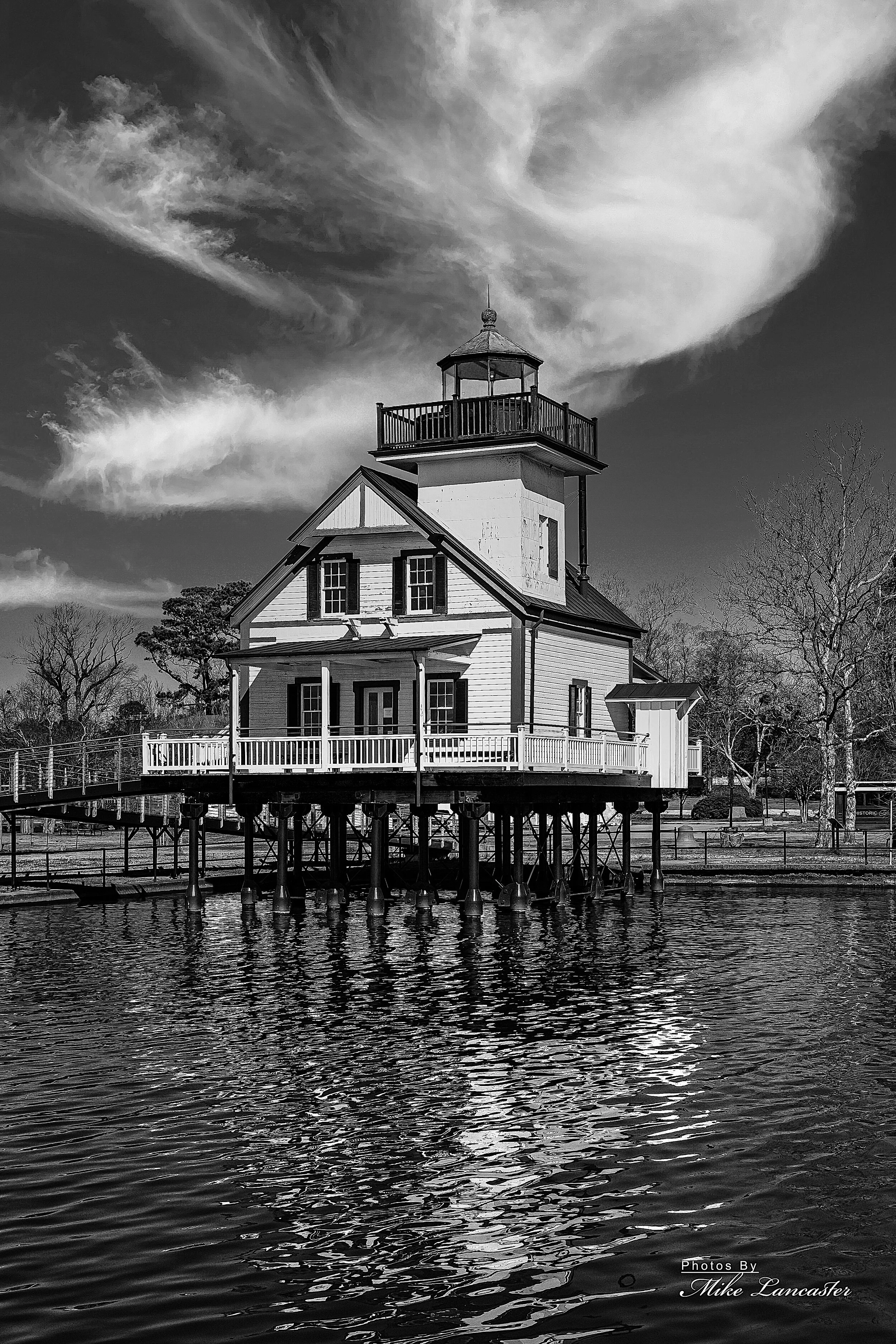 195 BW Sharp.jpg