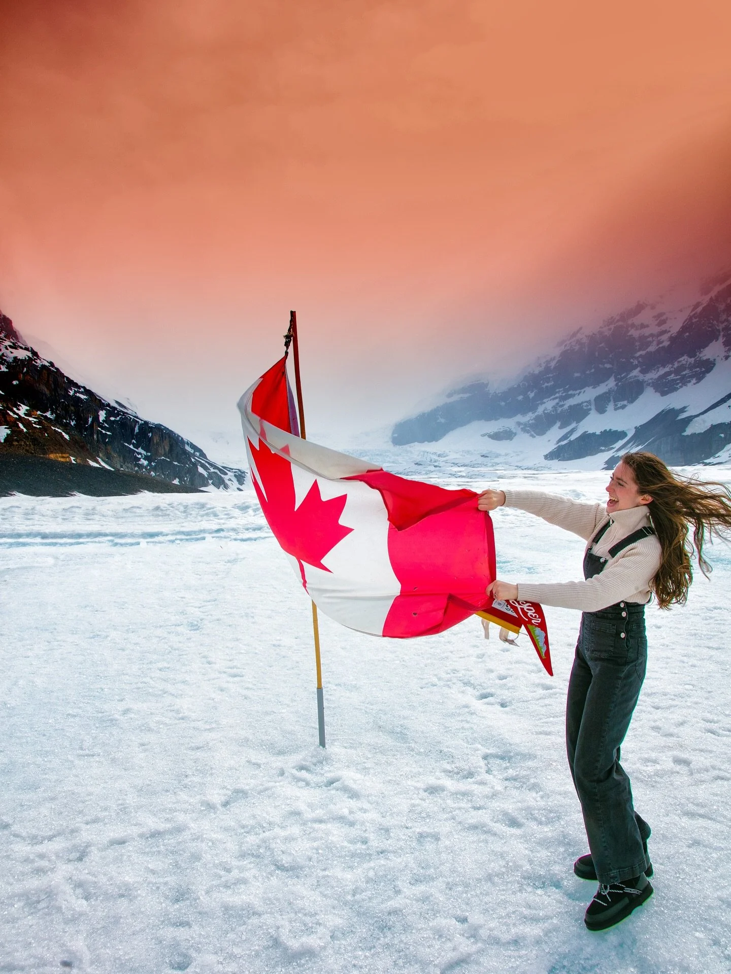 How we cool off during the summer in Jasper National Park &mdash; on top of the Columbia Icefield glacier! With the help of our friends @pursuitbanffjasper , of course! 🚩🎒🌲☀️❄️

PS - Find our special collection of Columbia Icefield pennants at the