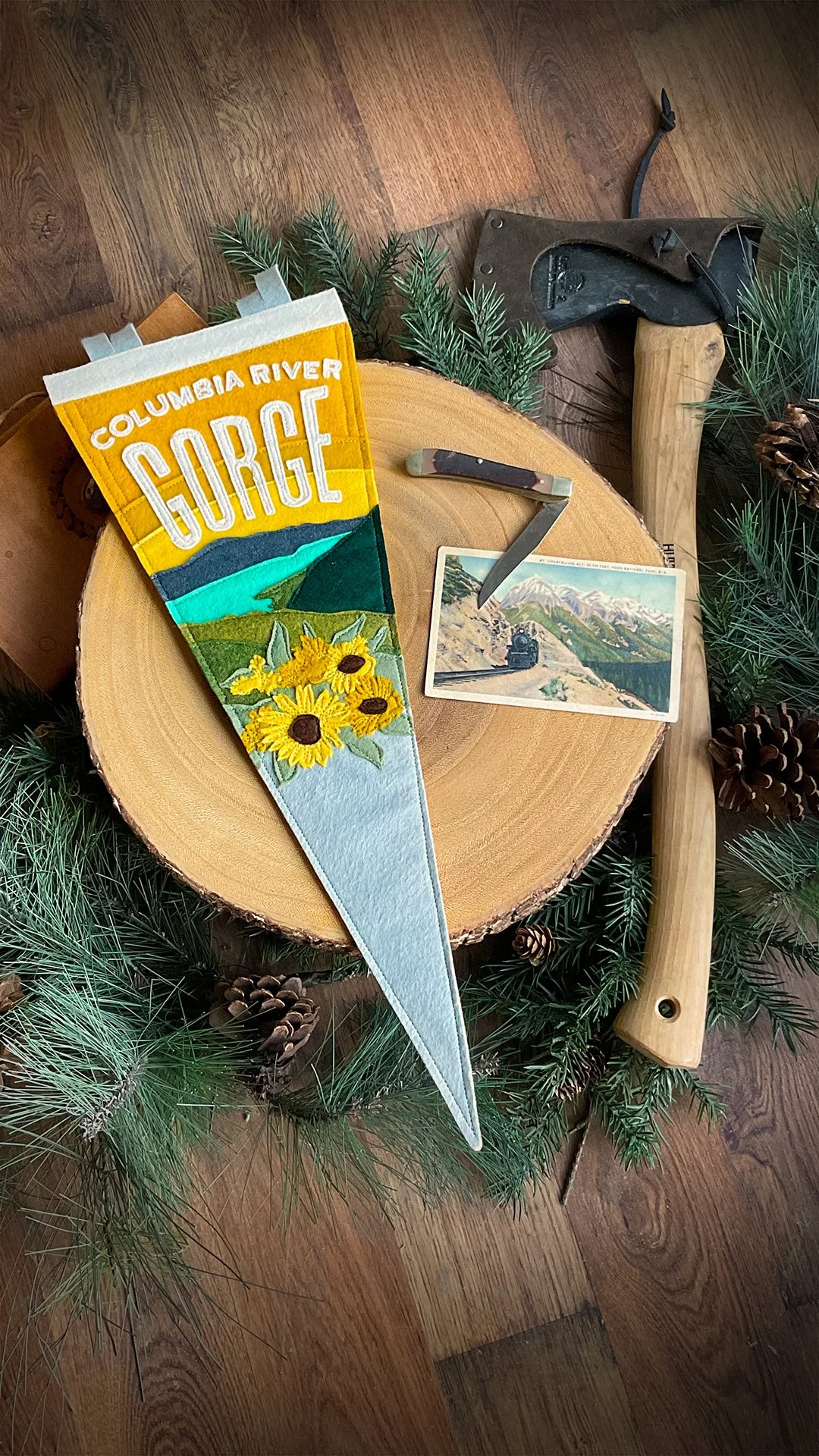 Columbia River Gorge Pennant