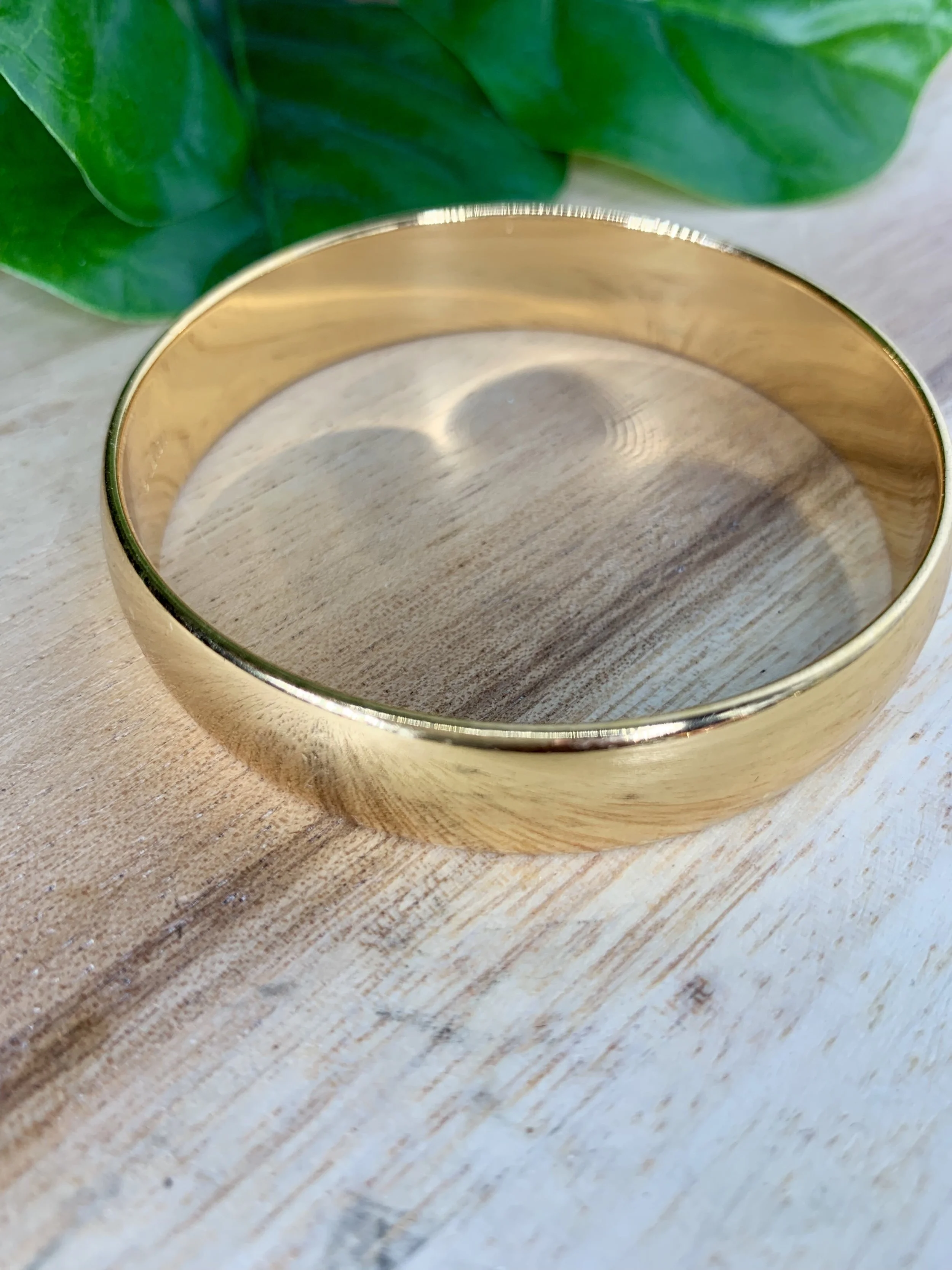 GOLD BANGLE