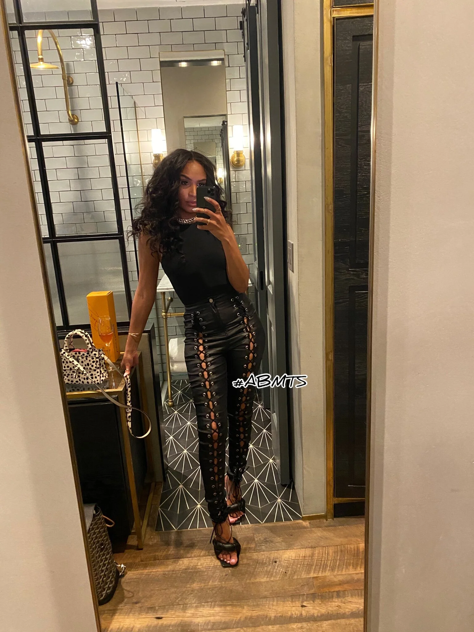 D497C9D4-C875-45DD-91E7-D579447A2D54