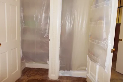 Mold-Damage-Containment-.jpg