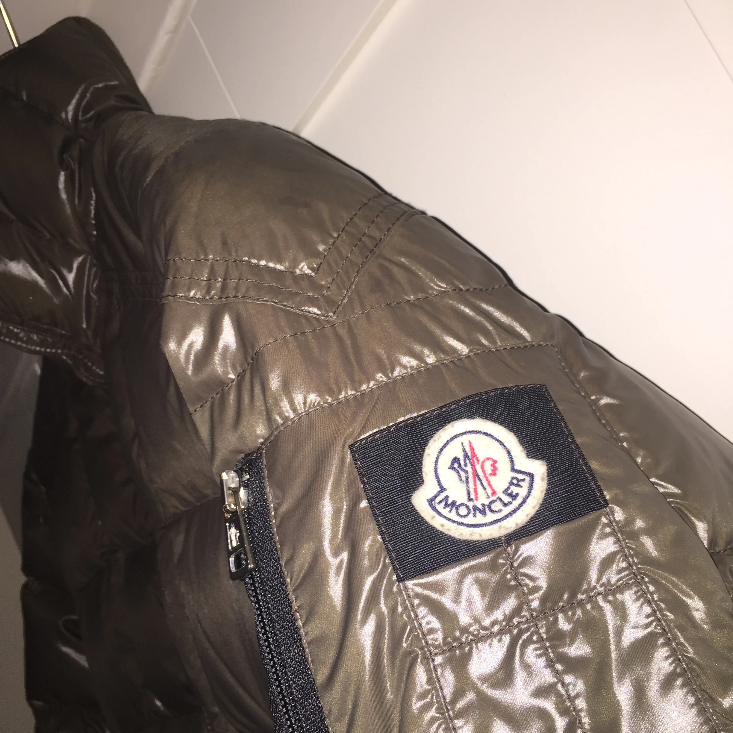 Moncler_Auburn_Badge_1.jpeg