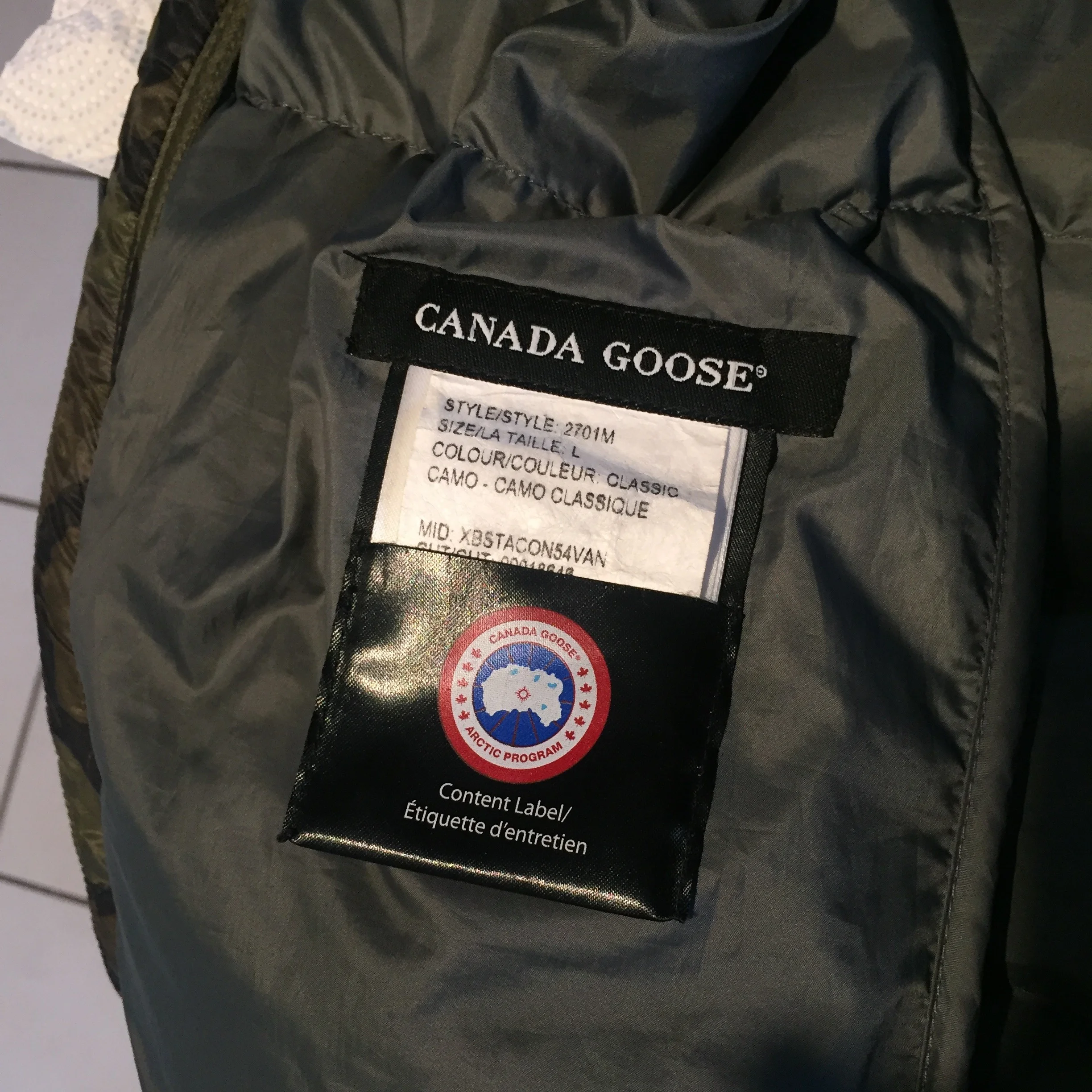 Canada_Goose_Hybridge_Camo_Lite_Inside_Labels.jpeg