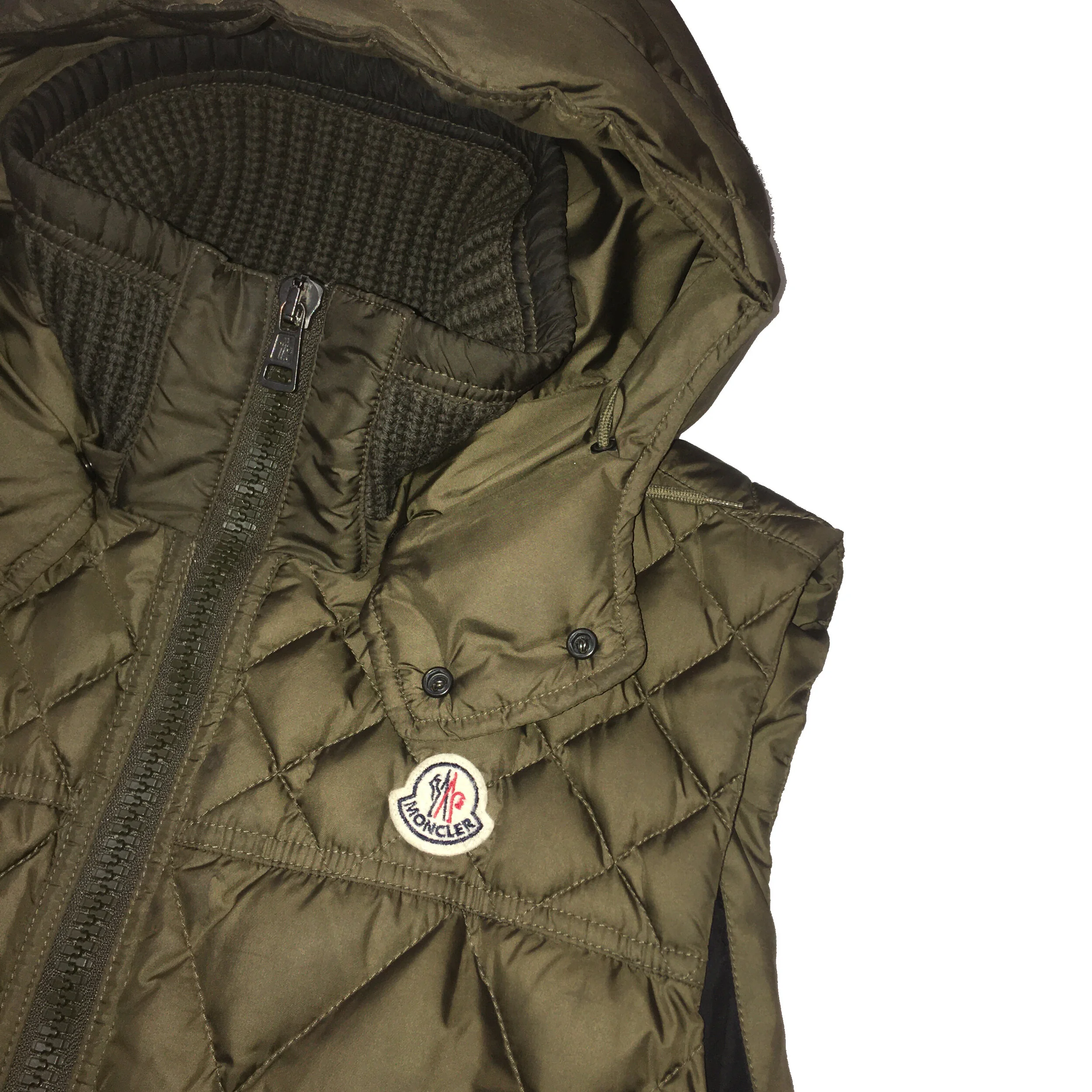 E63185DD-E18C-46F4-BFF9-75C0B14705FF