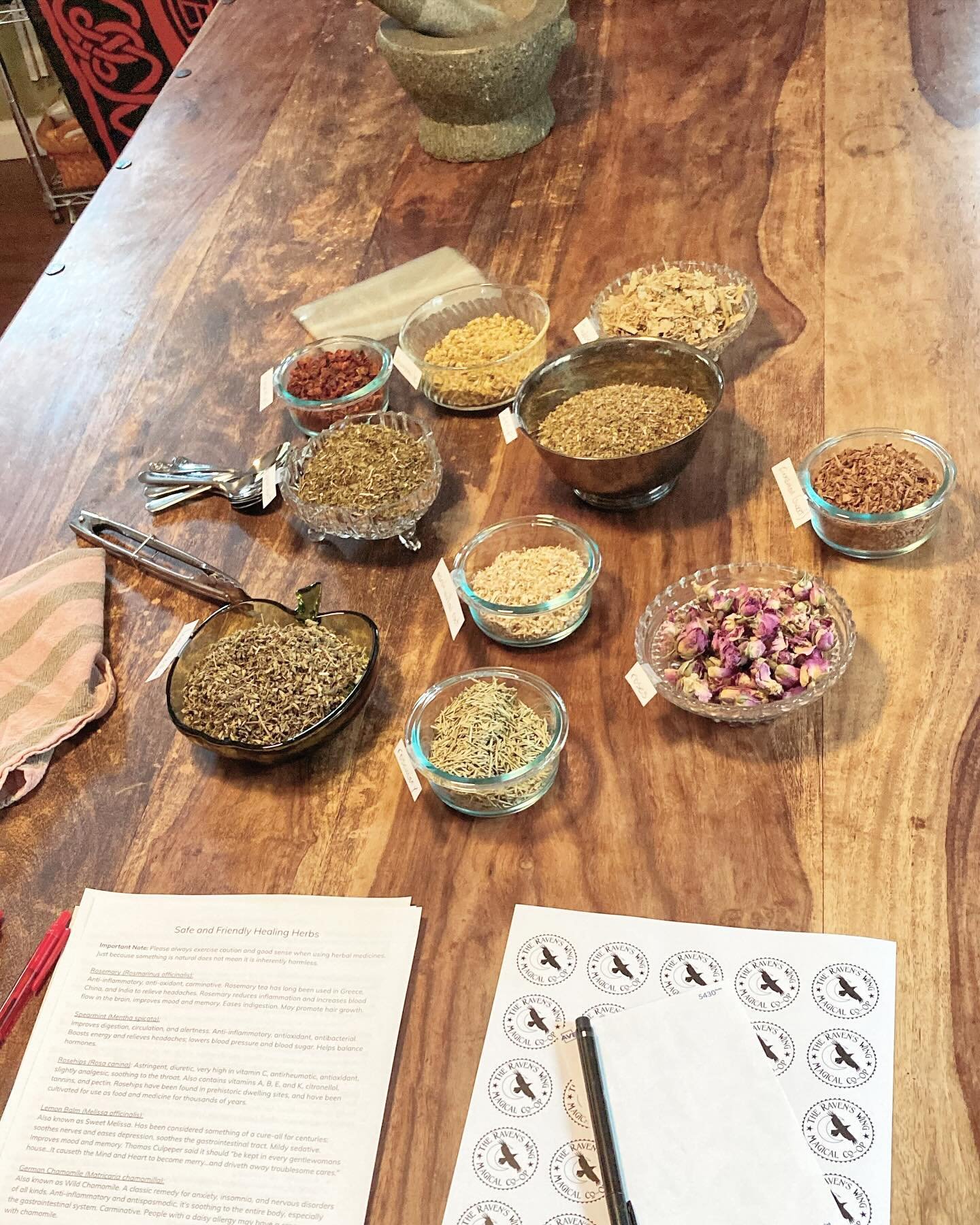 Tea for Tweens! Jenny is just about ready for the &ldquo;Safe and Friendly Healing Herbs&rdquo; class with kids from @sellwoodcommunityhouse. 

#tweens #pdxwitchshop #sellwood #community #yourneighborhoodwitches