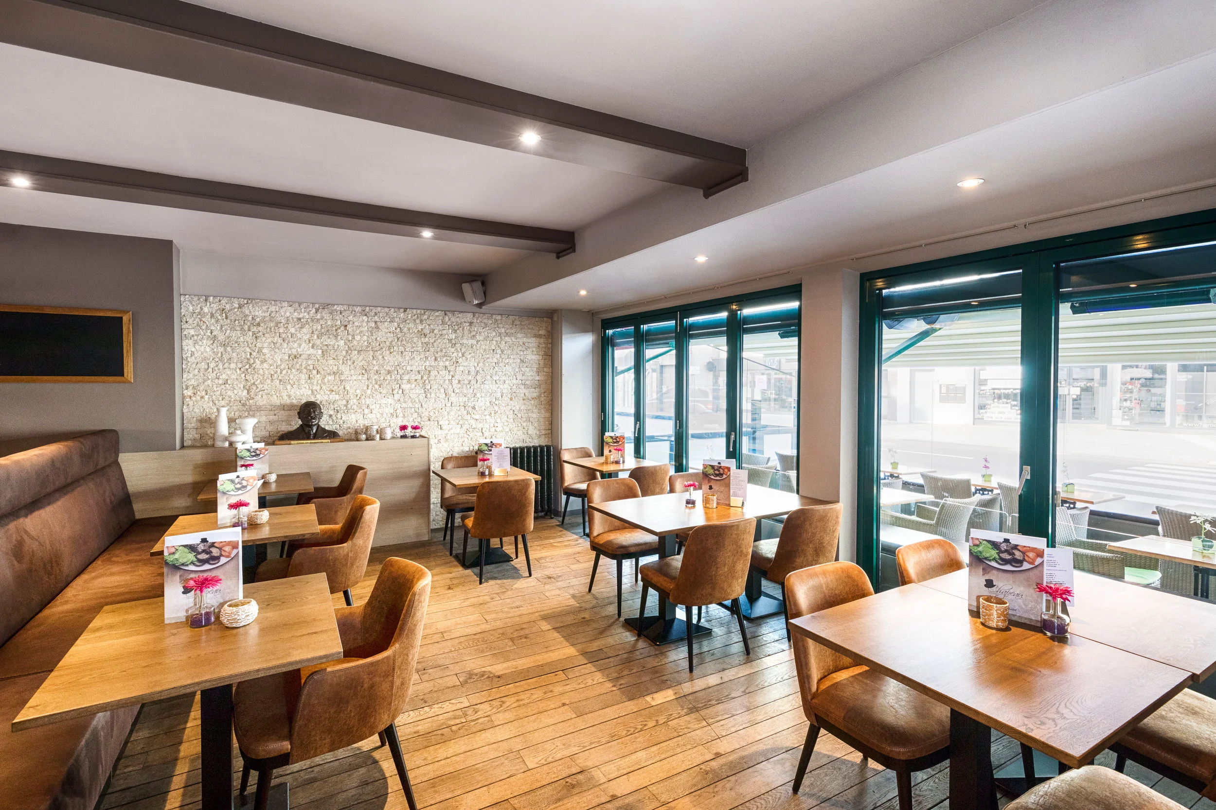 Brasserie Chapeau Mol