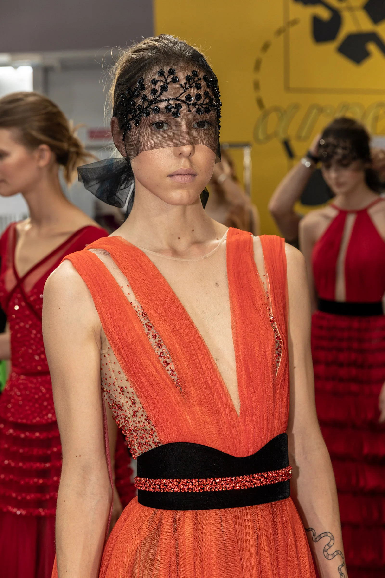 Georges-Chakra-backstage-Paris-Fashion-Week-Fall1819_by_Alexis_Breugelmans_180703_004.jpg
